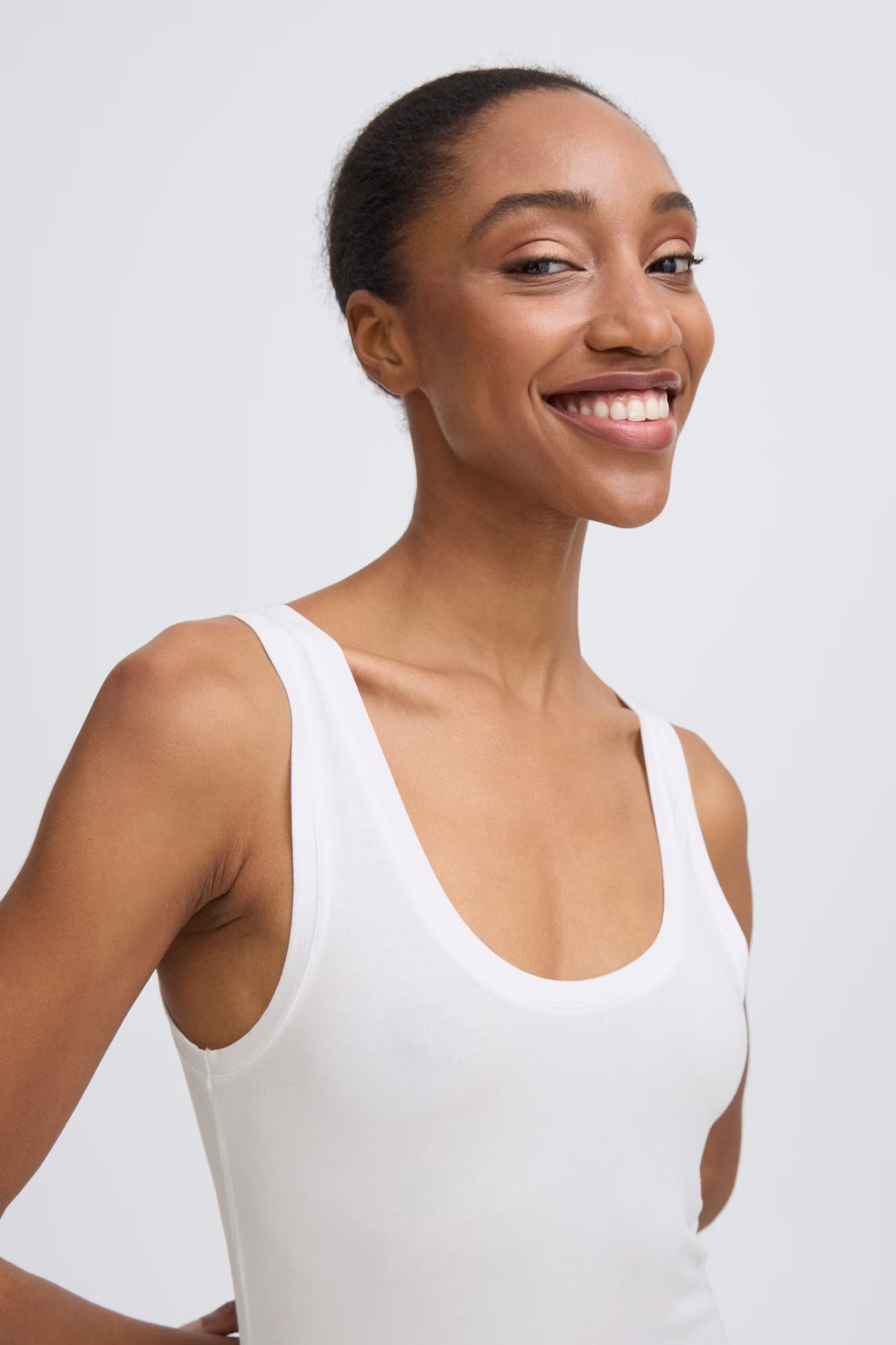 Tops LOOKBOOK DETAIL 20801992-80100