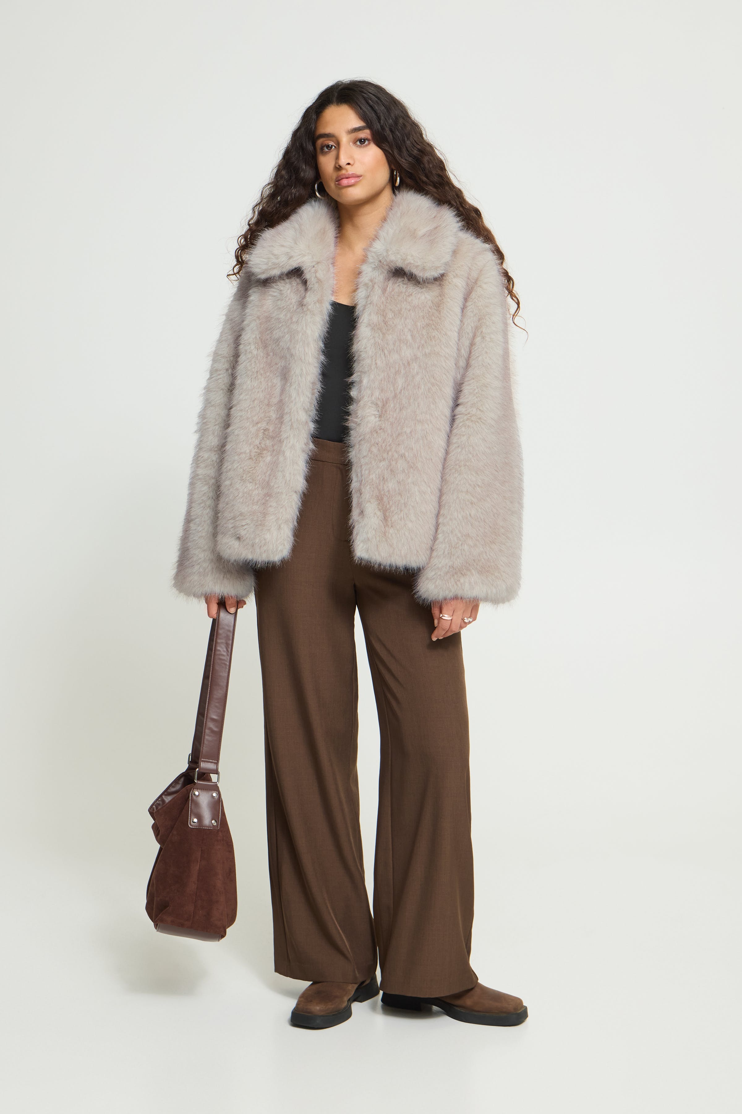 IHHAYANA Yttertøy LOOKBOOK FRONT 20125923-1400021