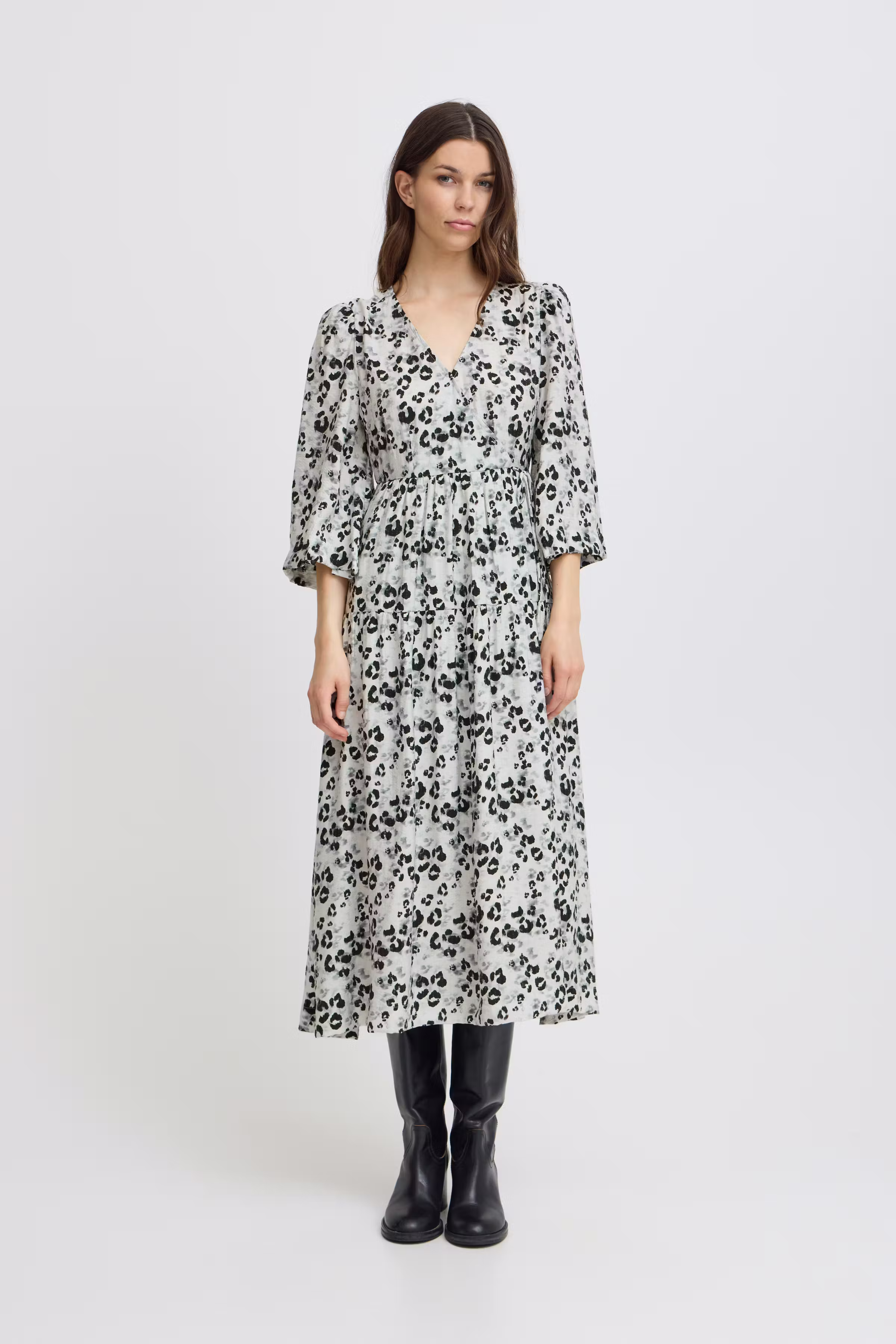 IHVALOR Robe LOOKBOOK FRONT 20121860-203676