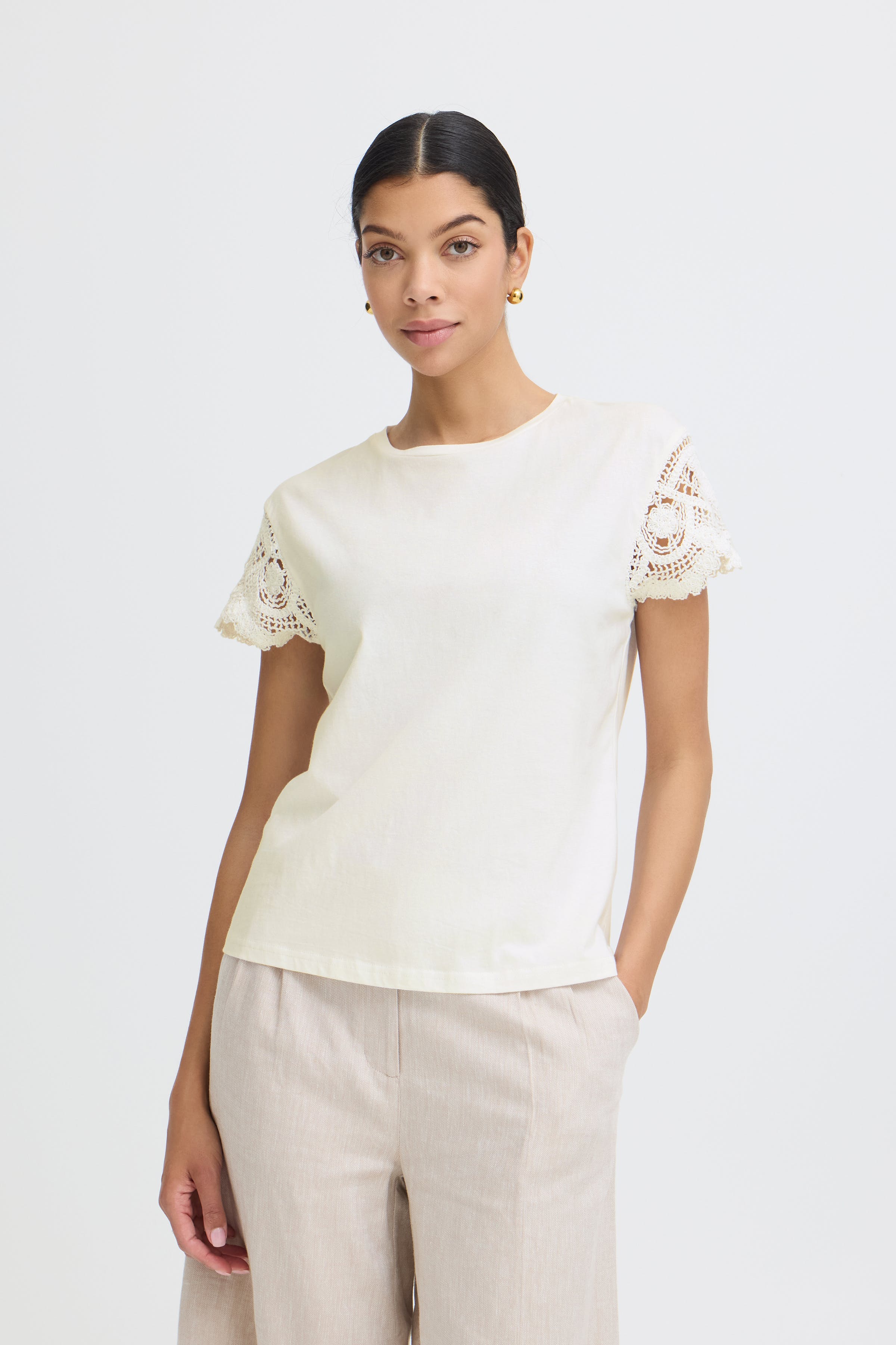 BYTAIMI T-shirt LOOKBOOK FRONT 20819002-110601