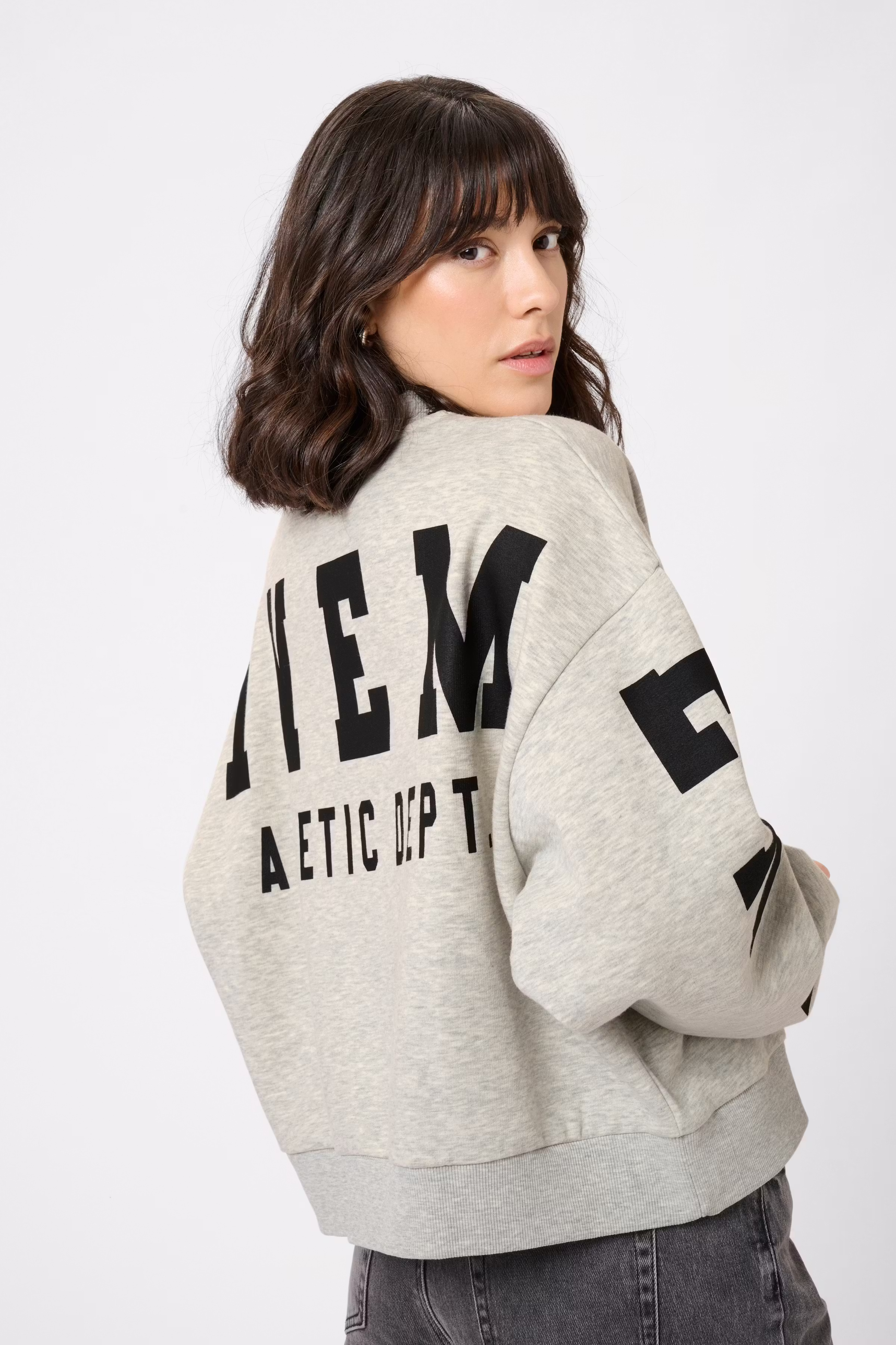 KAlise Sweatshirt LOOKBOOK DETAIL 10510868-100123