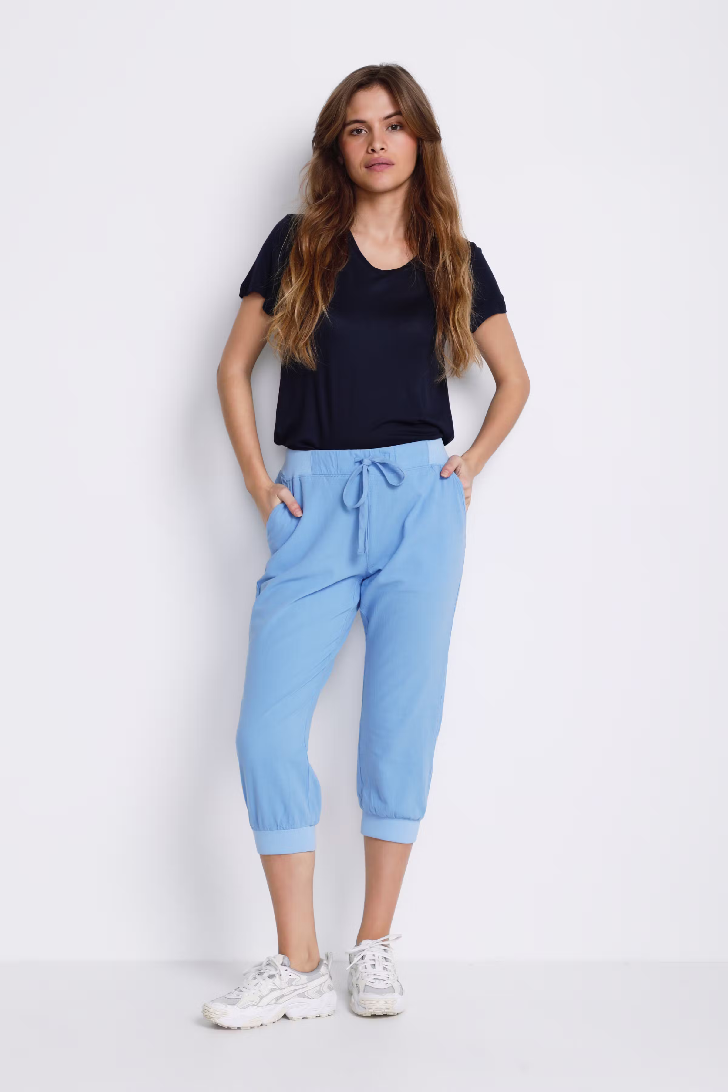 Naya Capri bukser LOOKBOOK FRONT 10502803-153930