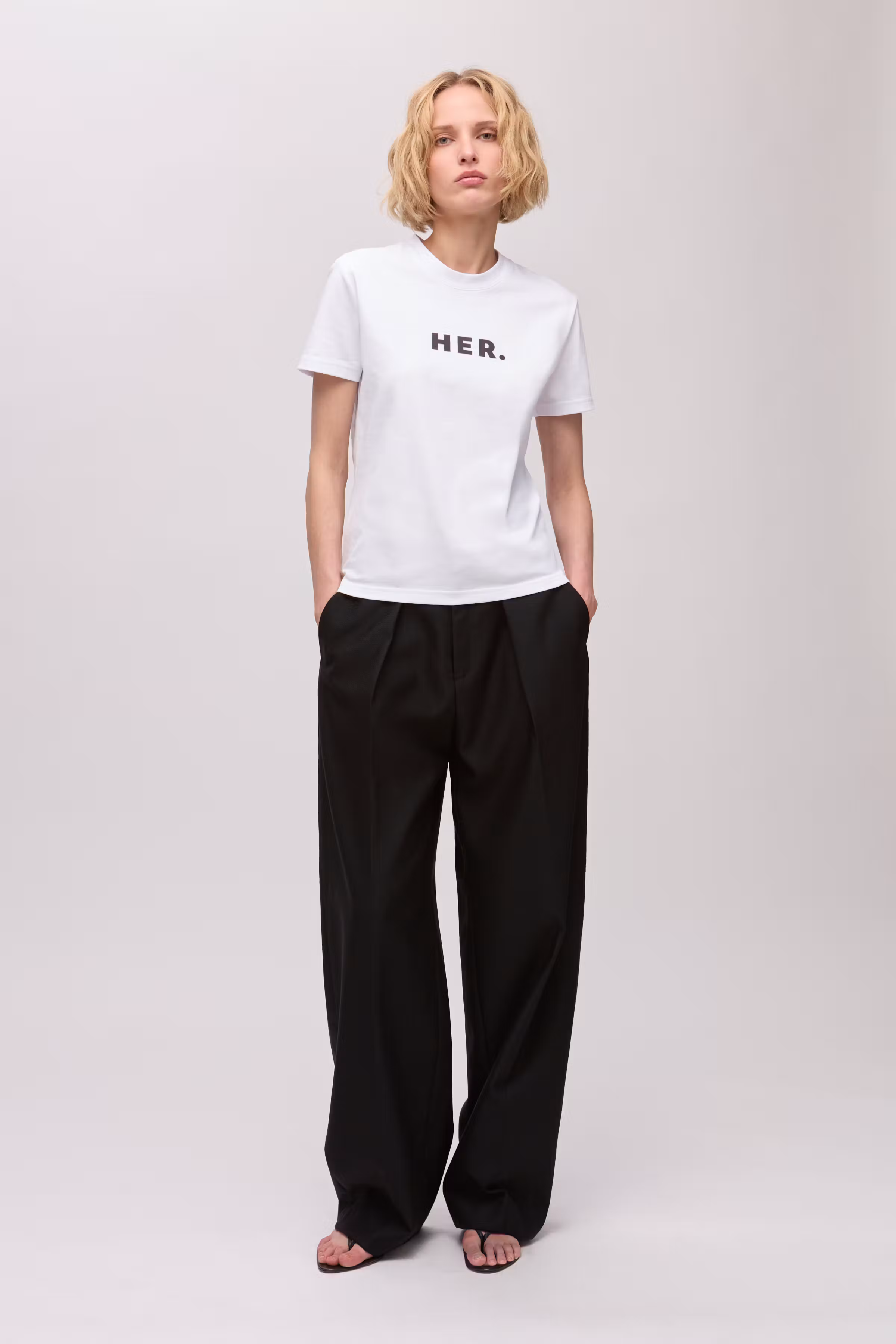 IOFenix T-shirt LOOKBOOK FRONT 30600108-WH001