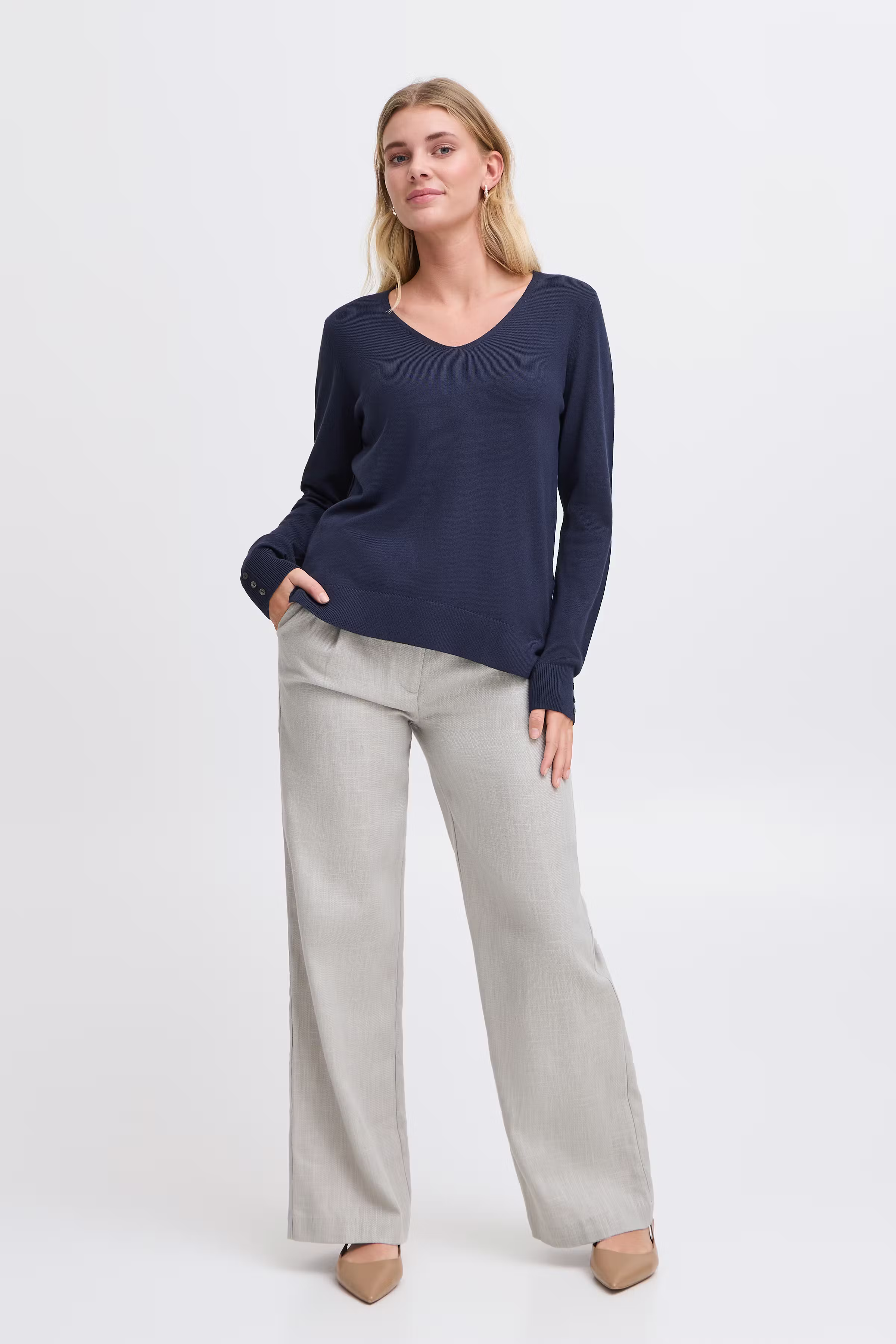 FRCLIA Pullover LOOKBOOK FRONT 20615484-193923