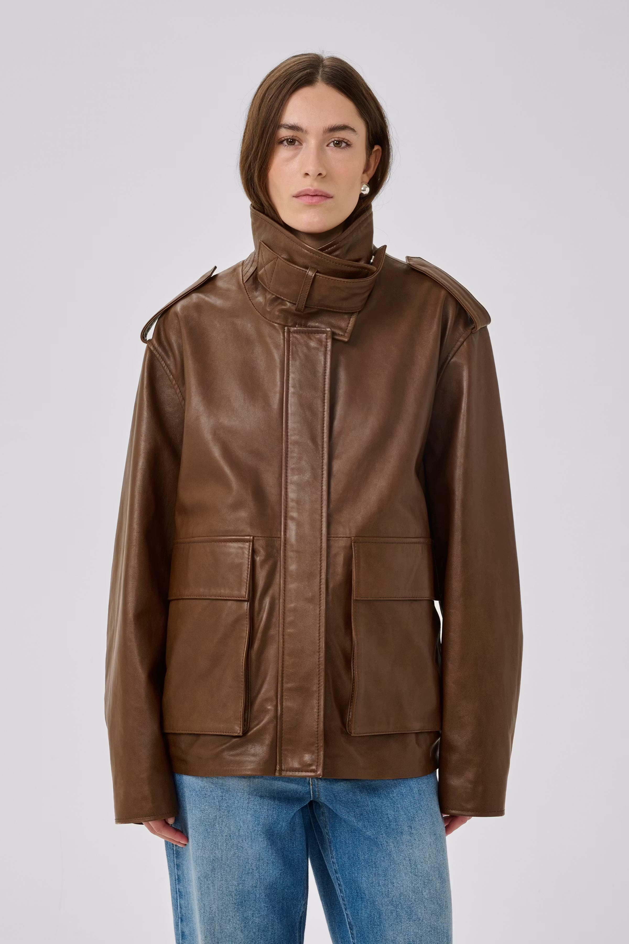 MWDina Leather jacket LOOKBOOK FRONT 10705530-109345