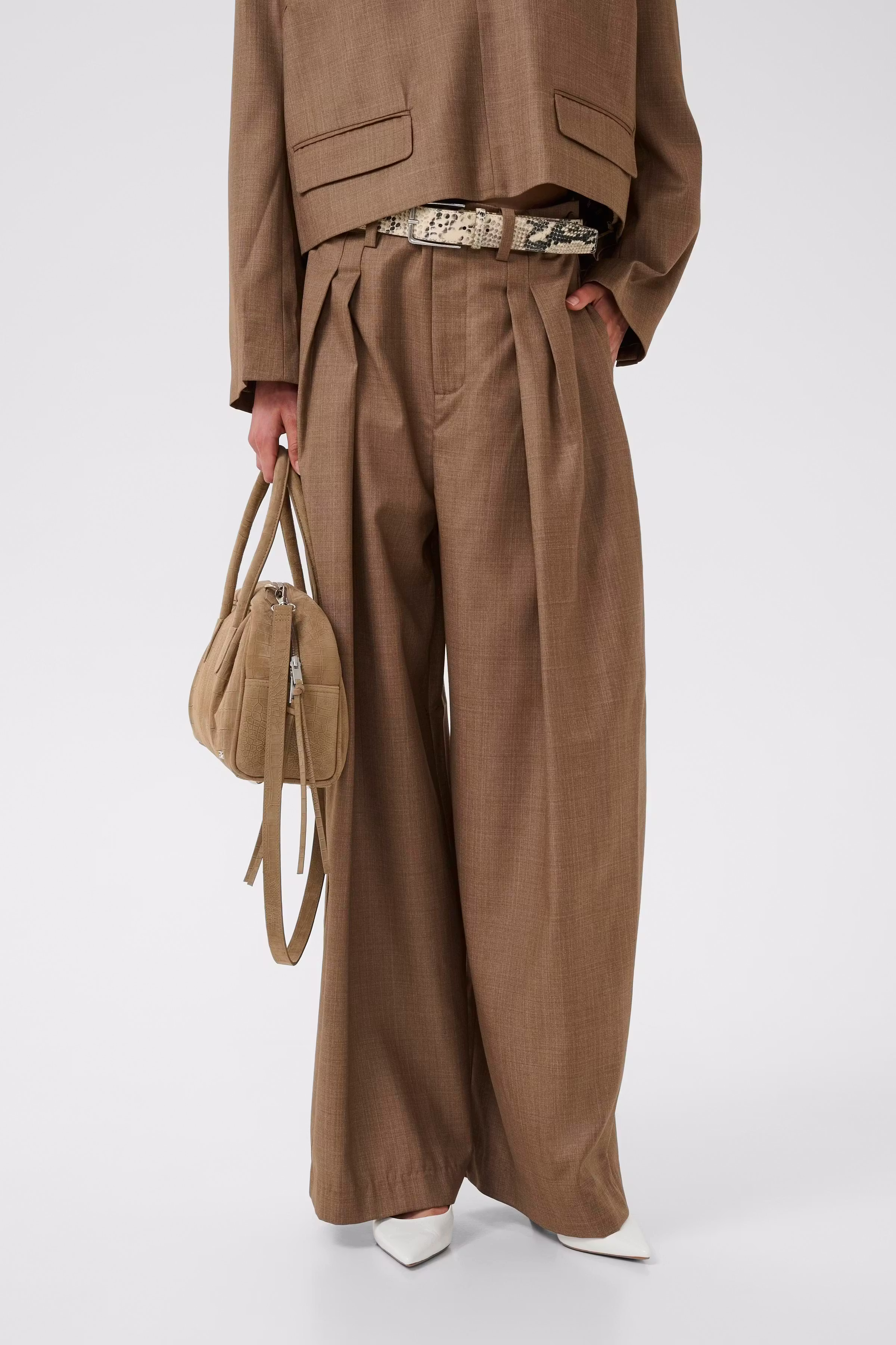 GZschany Bukser LOOKBOOK FRONT 10911054-181022