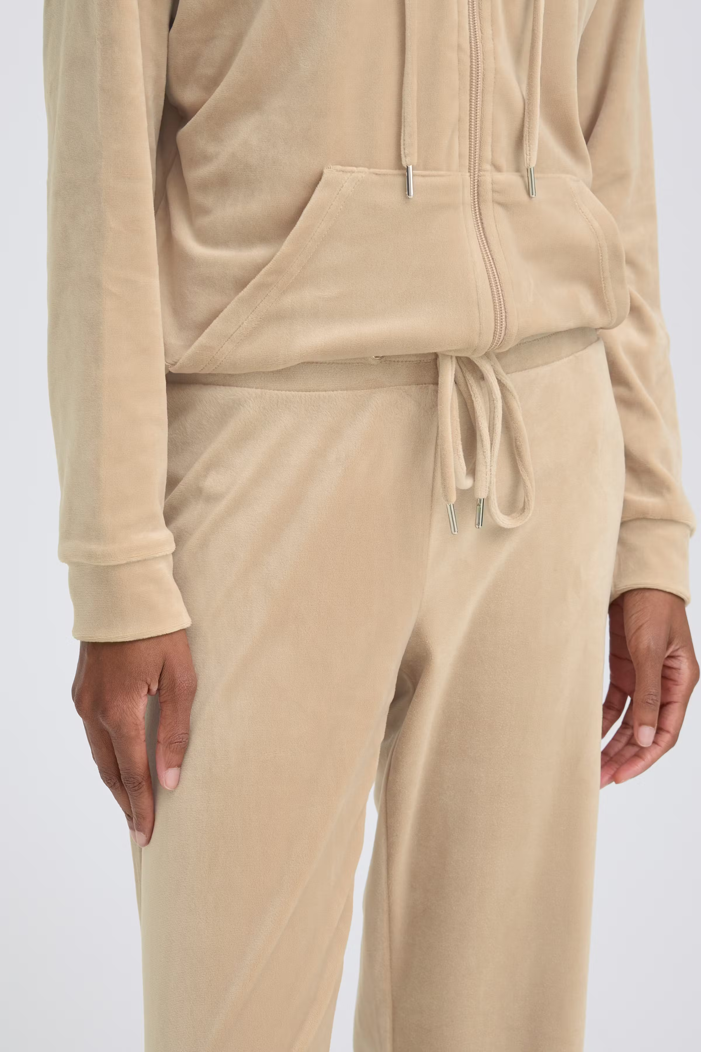 BYMITZA Joggedrakt LOOKBOOK DETAIL 20810786-151304