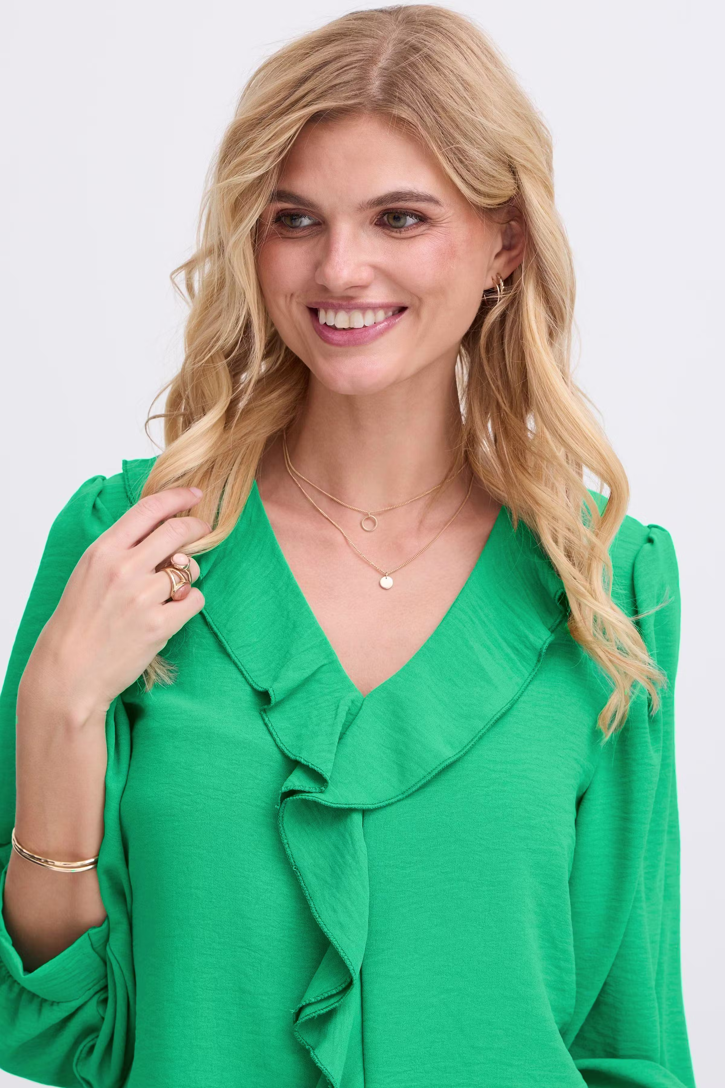 SBBELMO Bluse LOOKBOOK DETAIL 22100814-166127