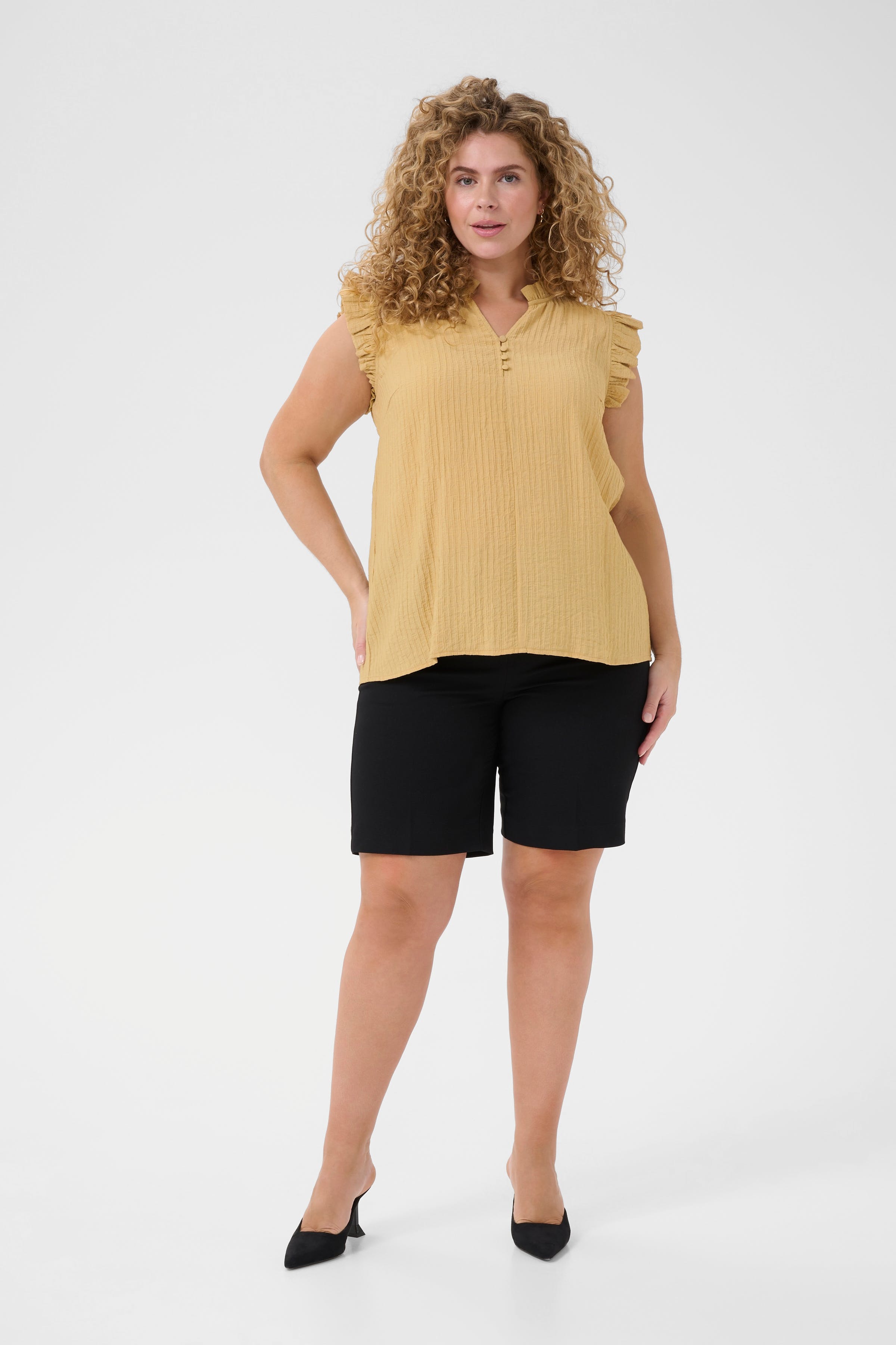 KClyana Blouse LOOKBOOK FRONT 10583215-161120