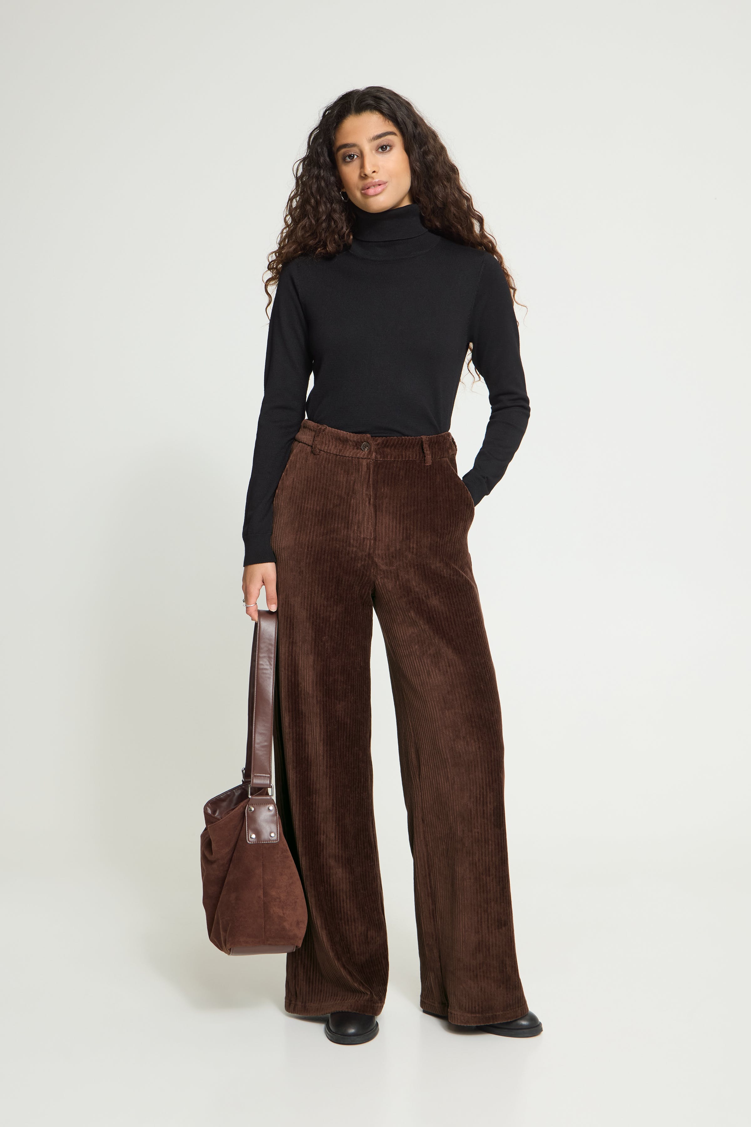 IHTAMARY Trousers LOOKBOOK FRONT 20126373-191419