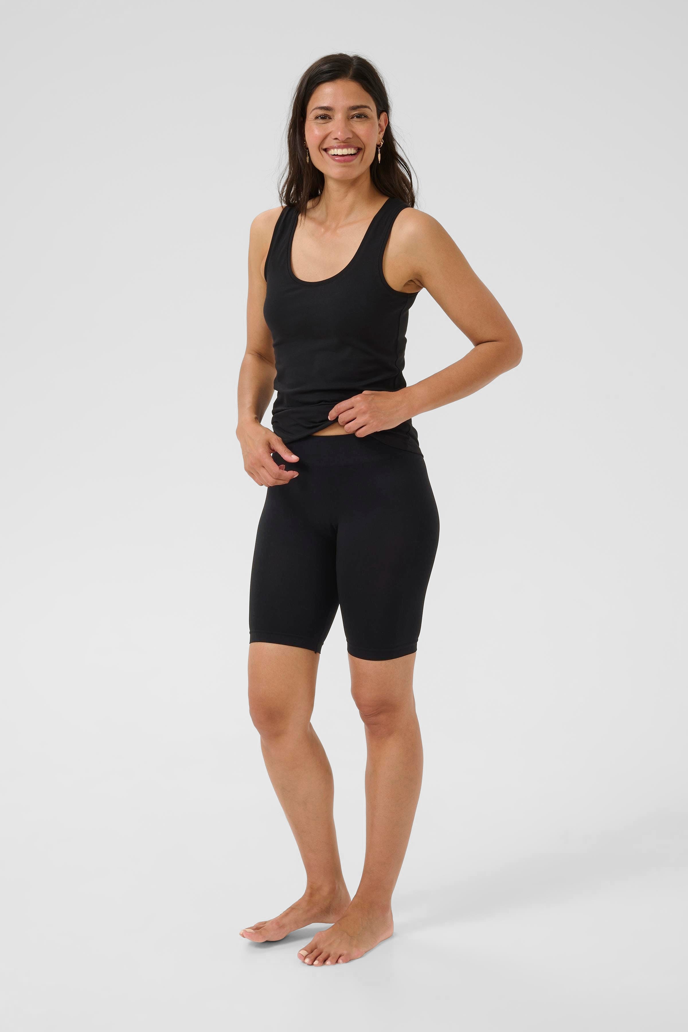 Seamless shorts LOOKBOOK FRONT 40103465-400010
