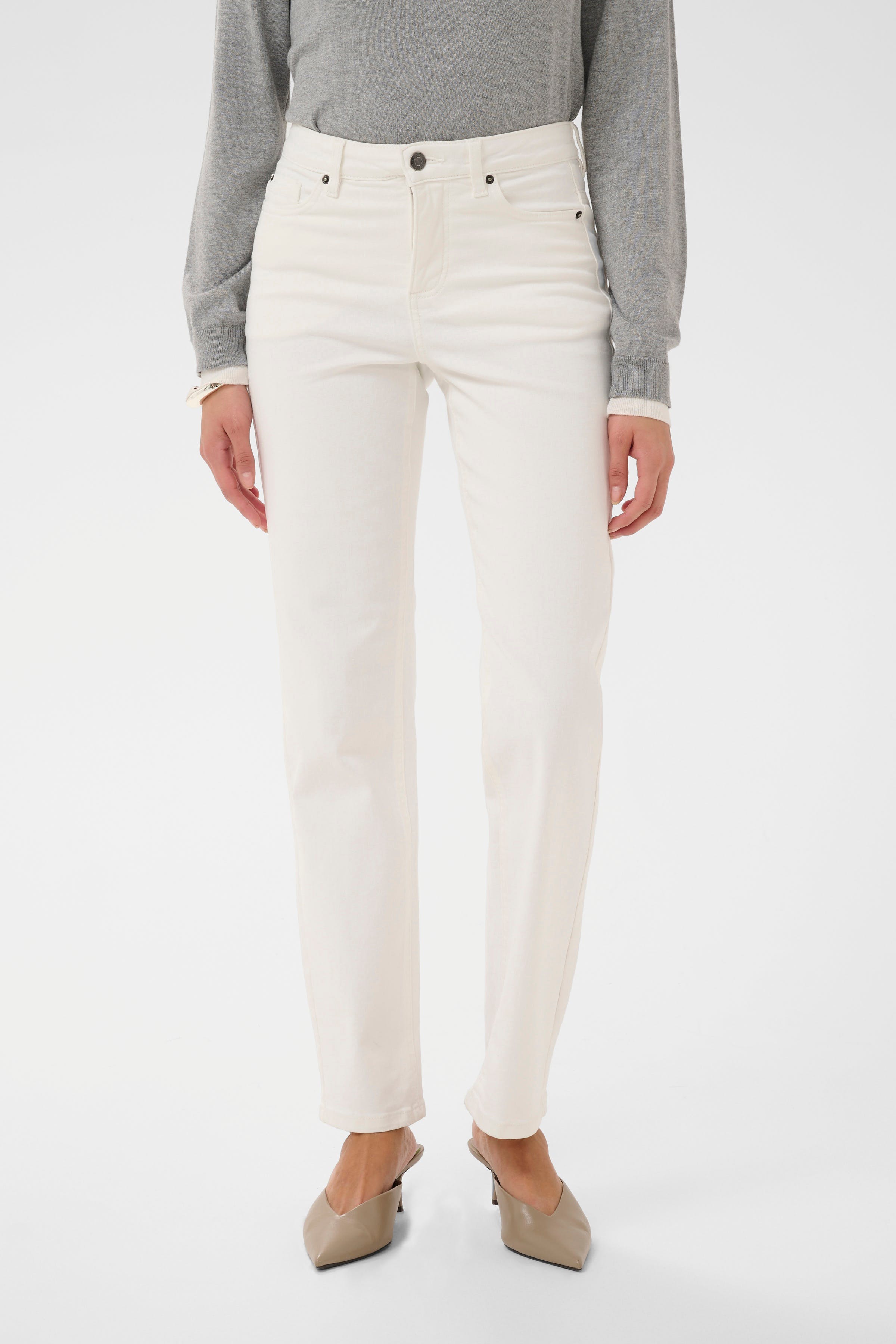 KAmaris Jeans LOOKBOOK FRONT 10511485-110602