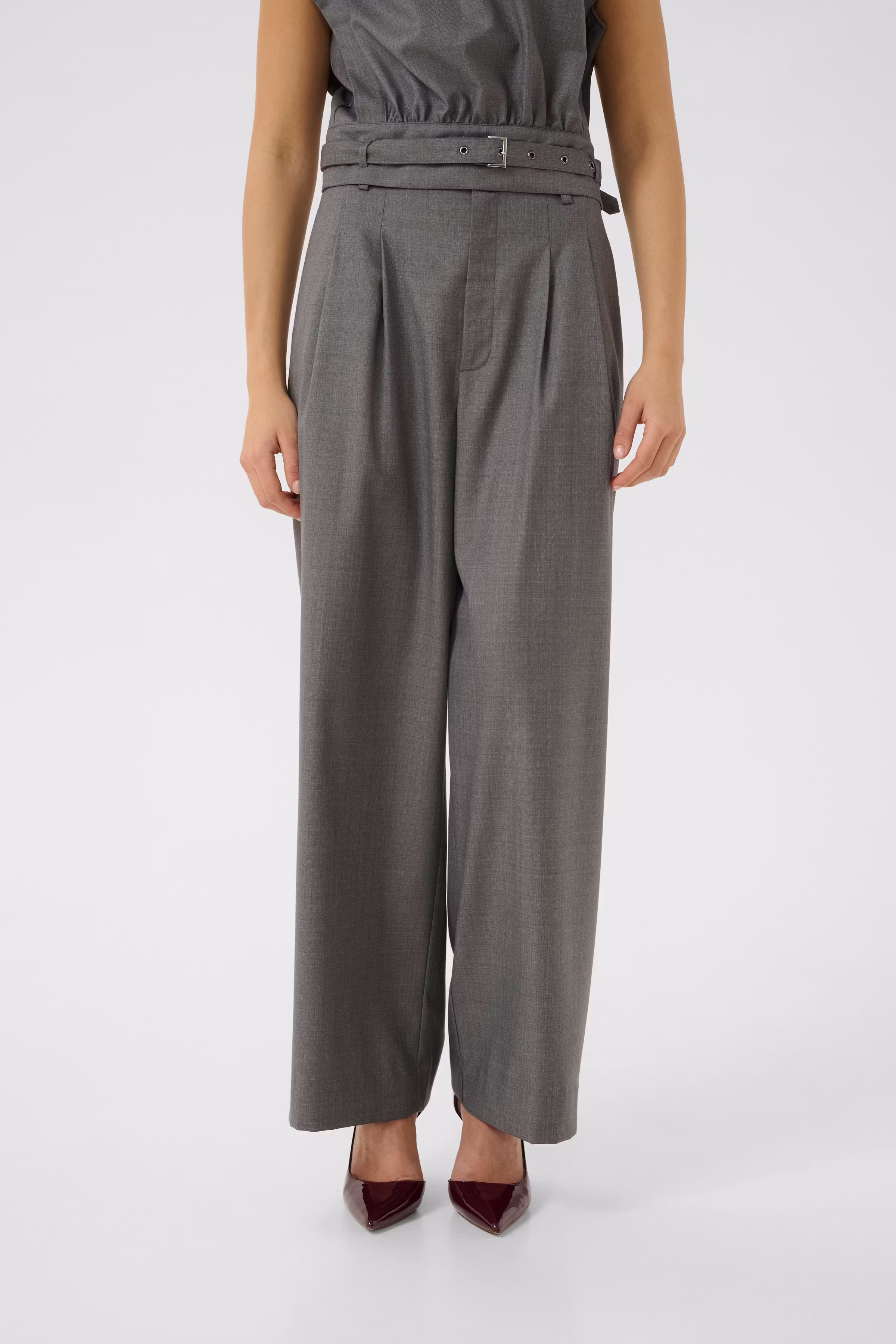 GZeffy Trousers LOOKBOOK BACK 10910622-100494
