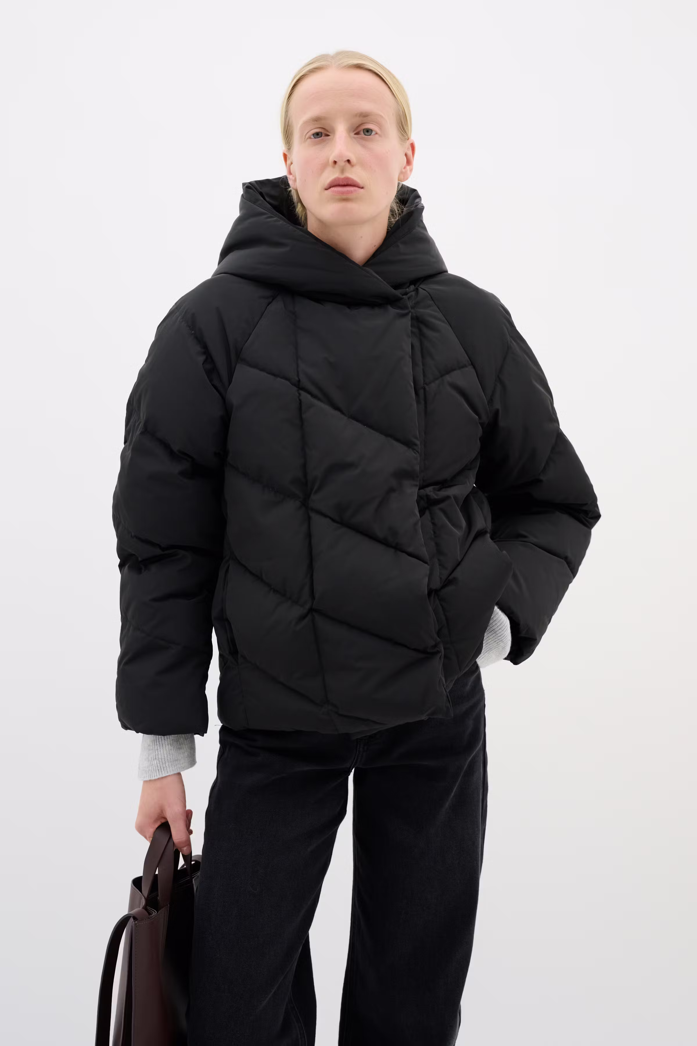 YazIW dun Kåpe LOOKBOOK FRONT 30110619-194008
