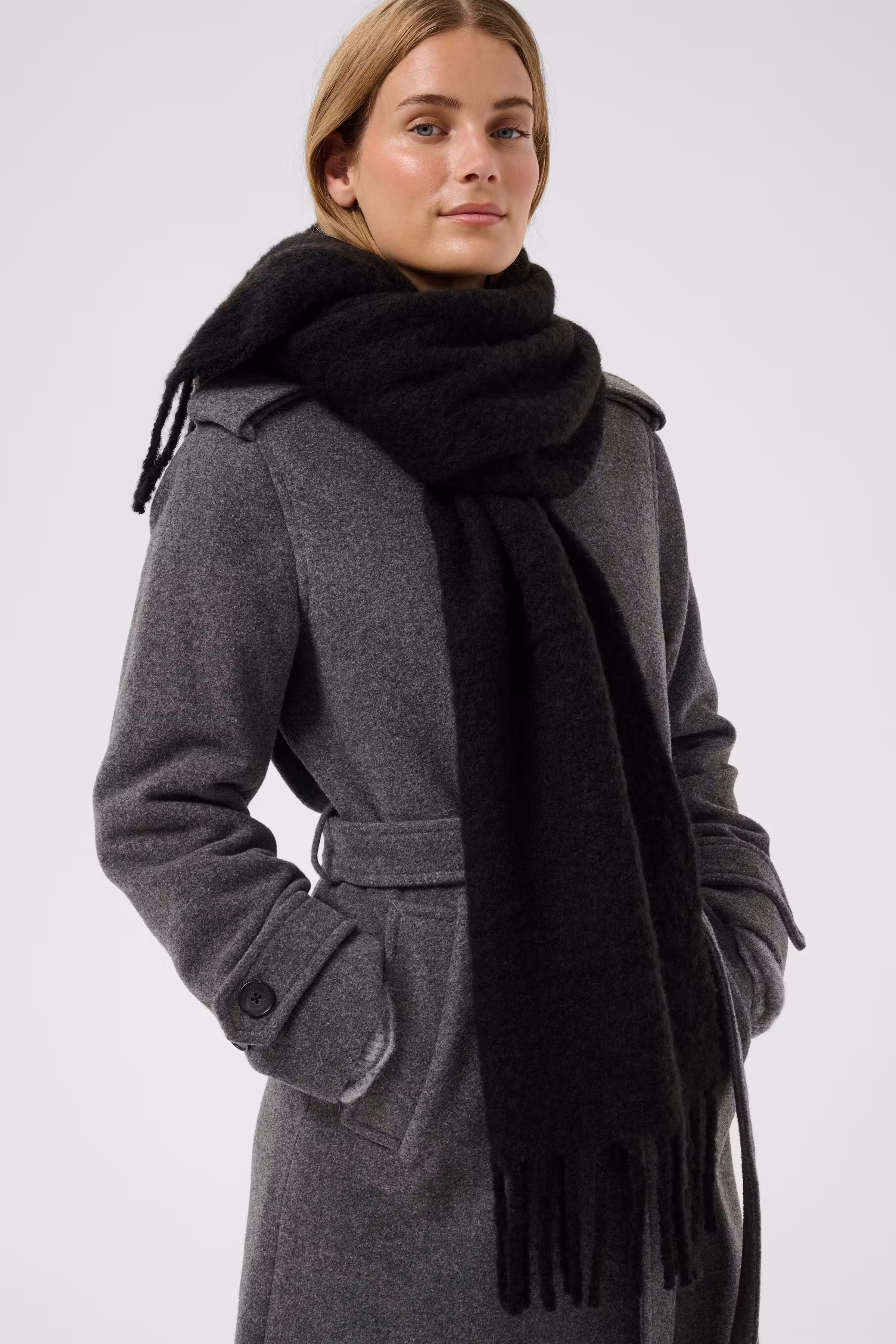 ChalenaPW Skjerf LOOKBOOK FRONT 30310721-194008