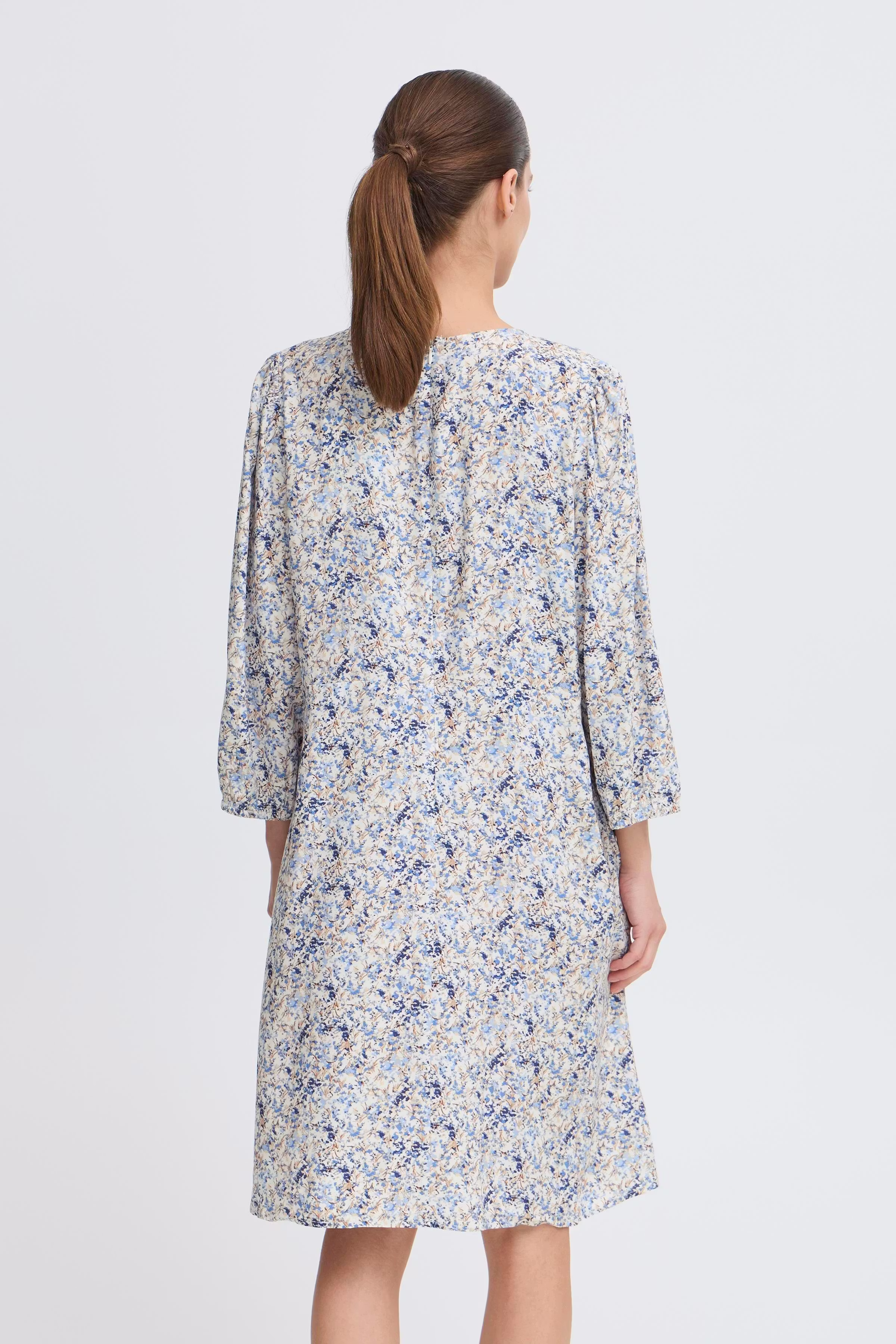 PZNELLY Kjole LOOKBOOK BACK 50208980-205310