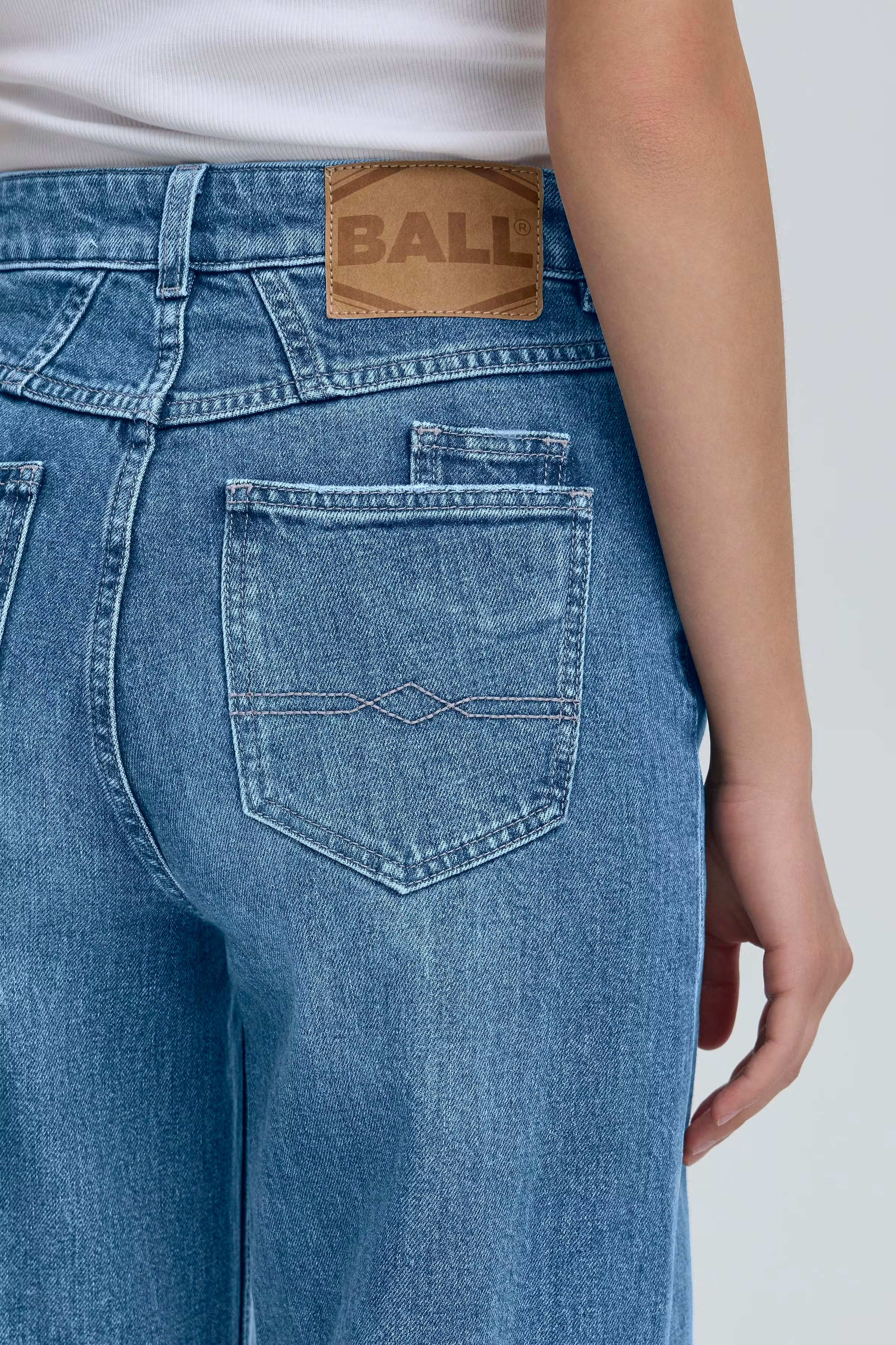 BAALDO Jeans LOOKBOOK DETAIL 50405074-204026