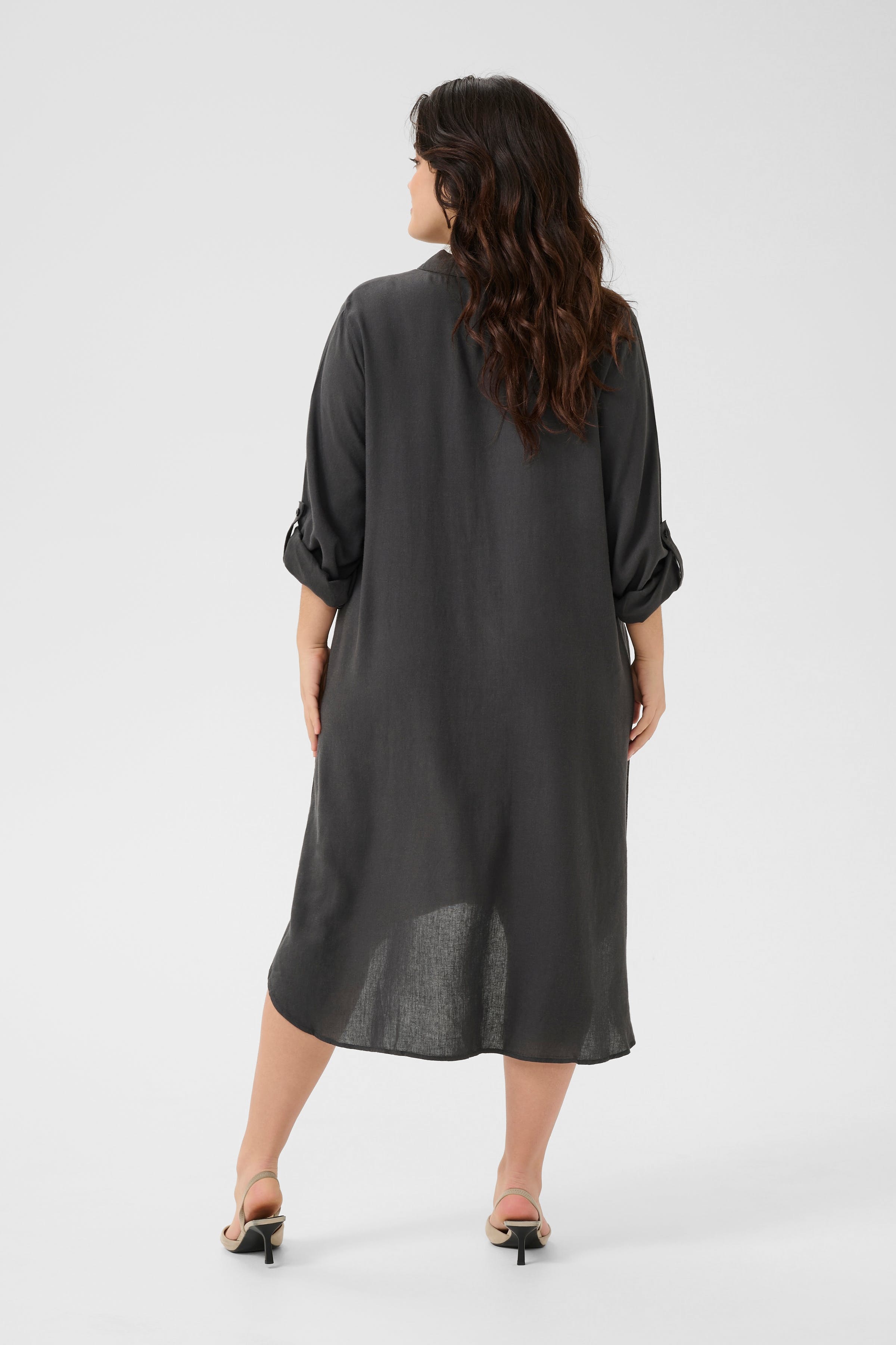 KCmille Linen dress LOOKBOOK BACK 10582213-190205