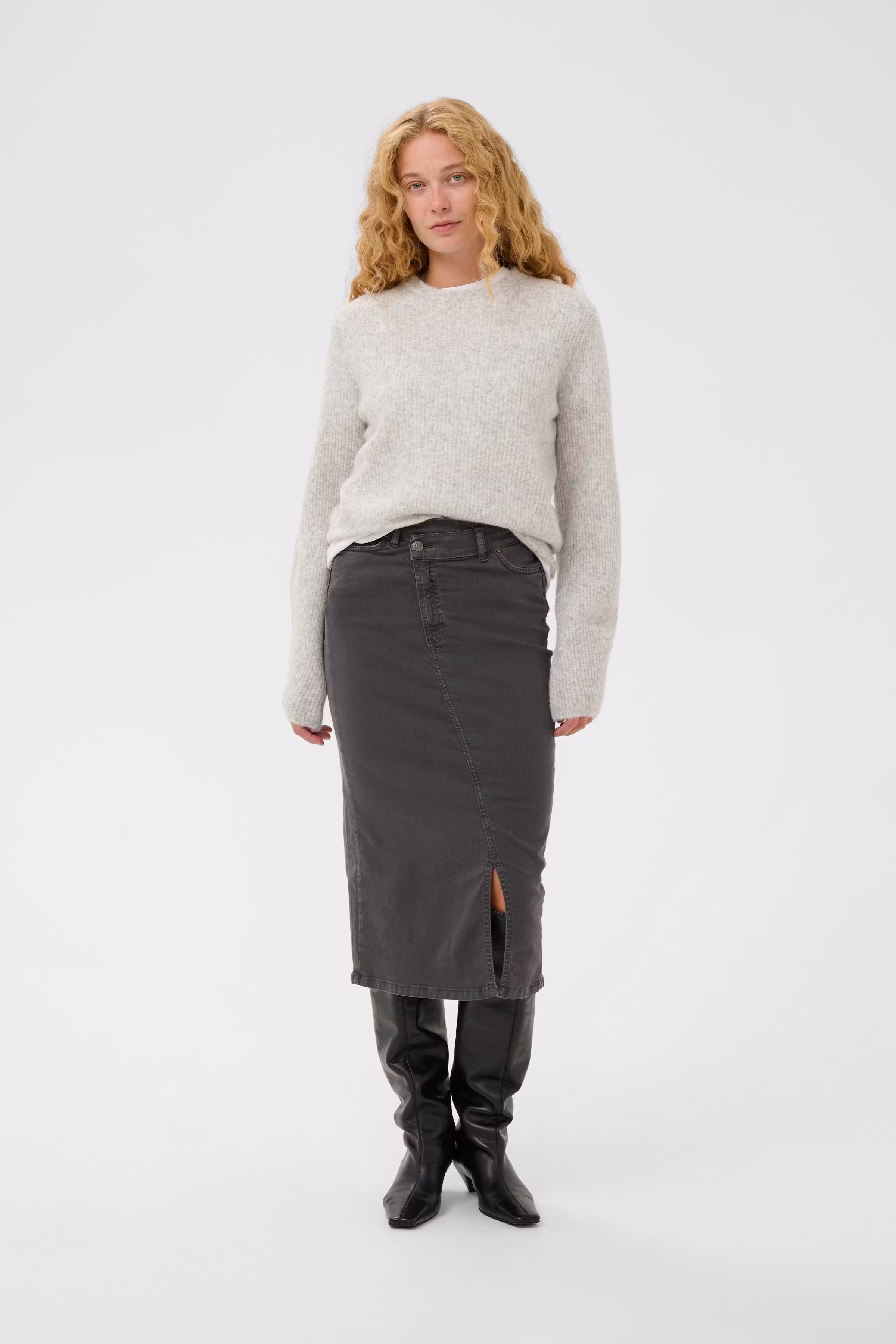 CARLINAIW Skjørt LOOKBOOK FRONT 30112181-190205