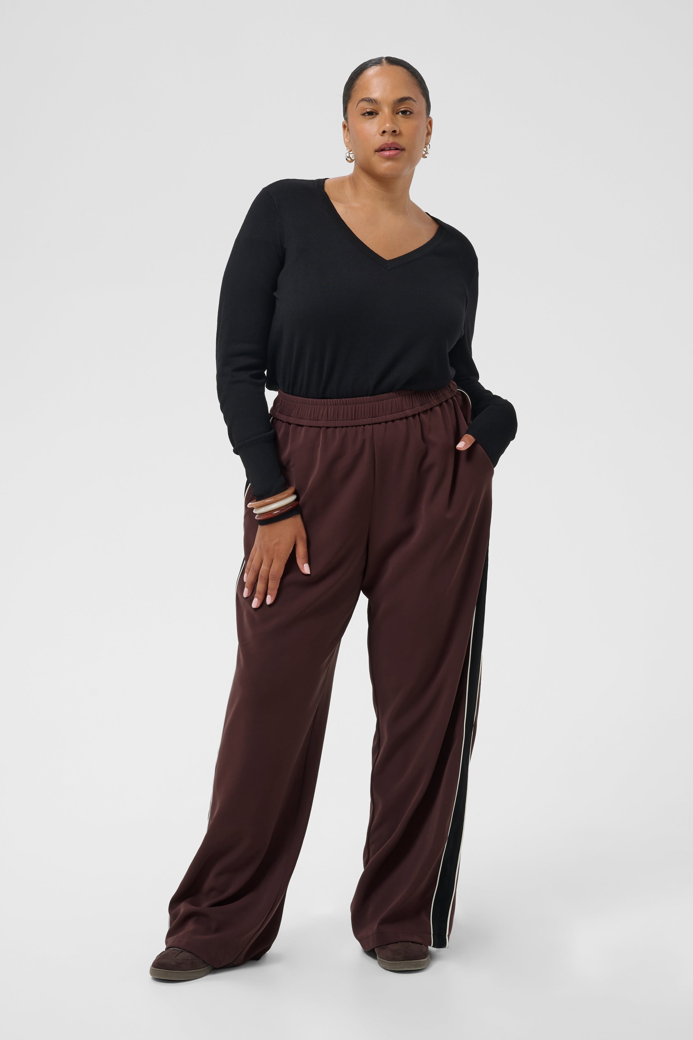 KCgally Byxor LOOKBOOK FRONT 10584396-191619