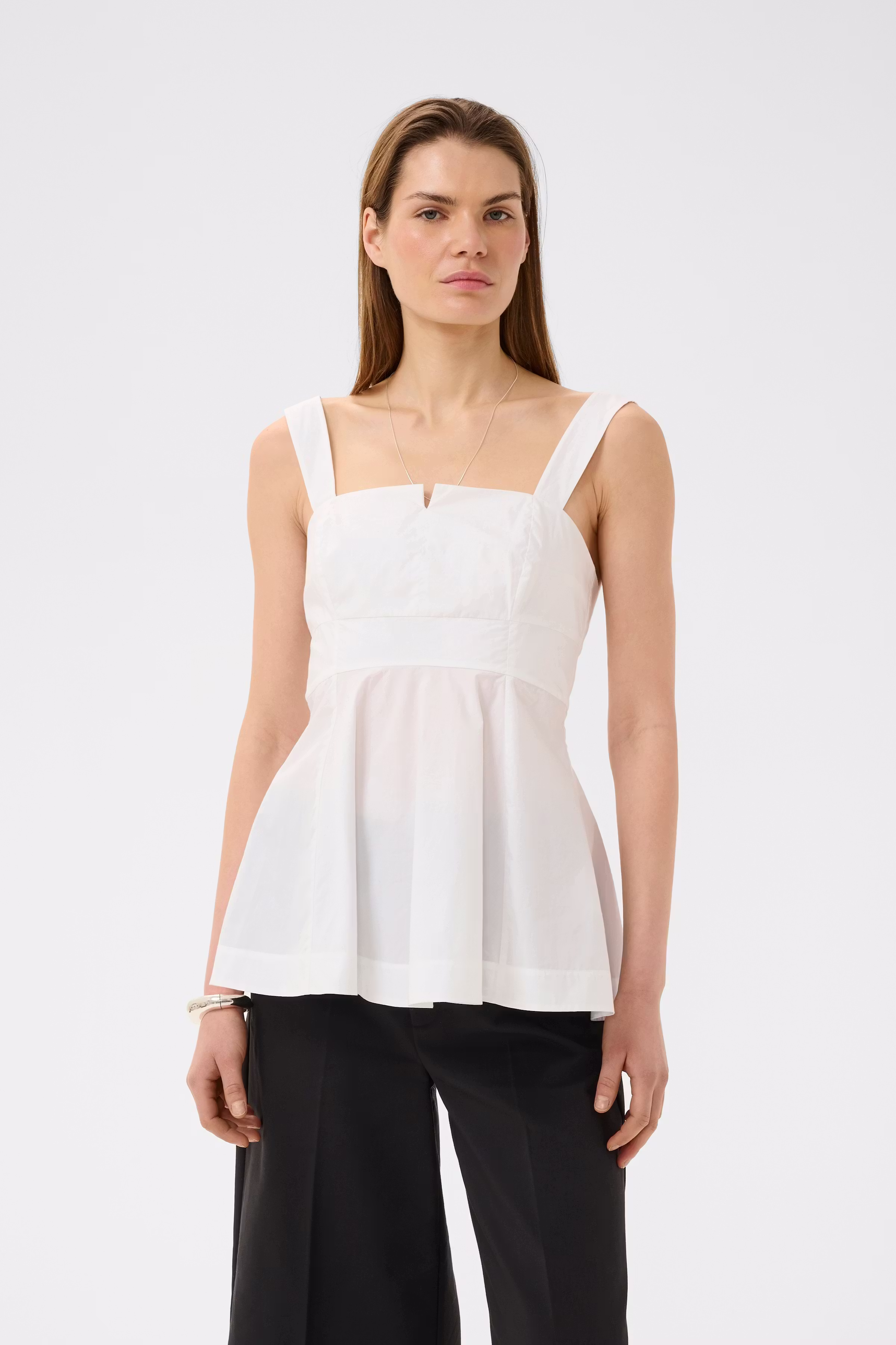 RAVENIW Top LOOKBOOK FRONT 30112503-300001