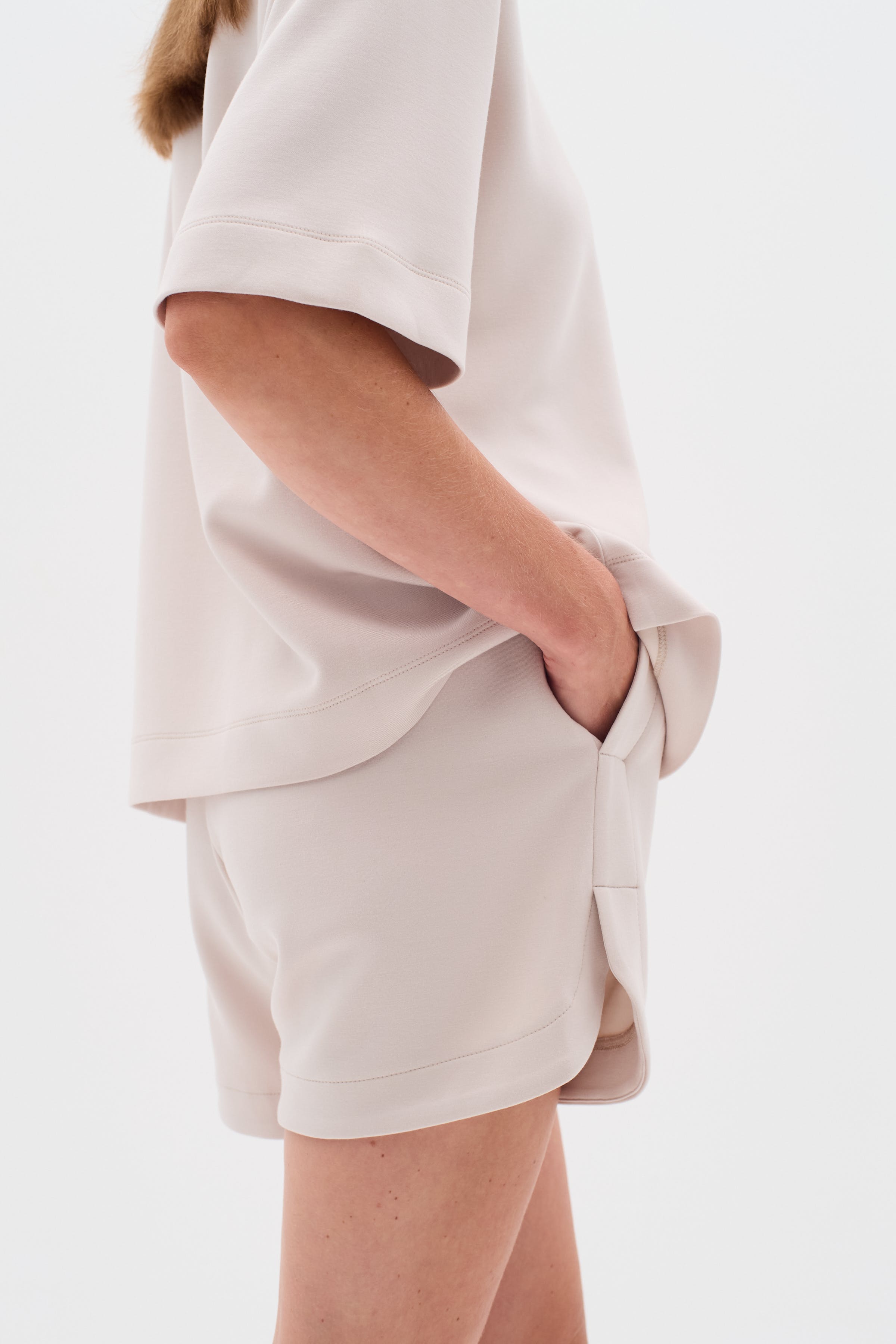 HenniehIW Shorts LOOKBOOK FRONT 30110370-130403