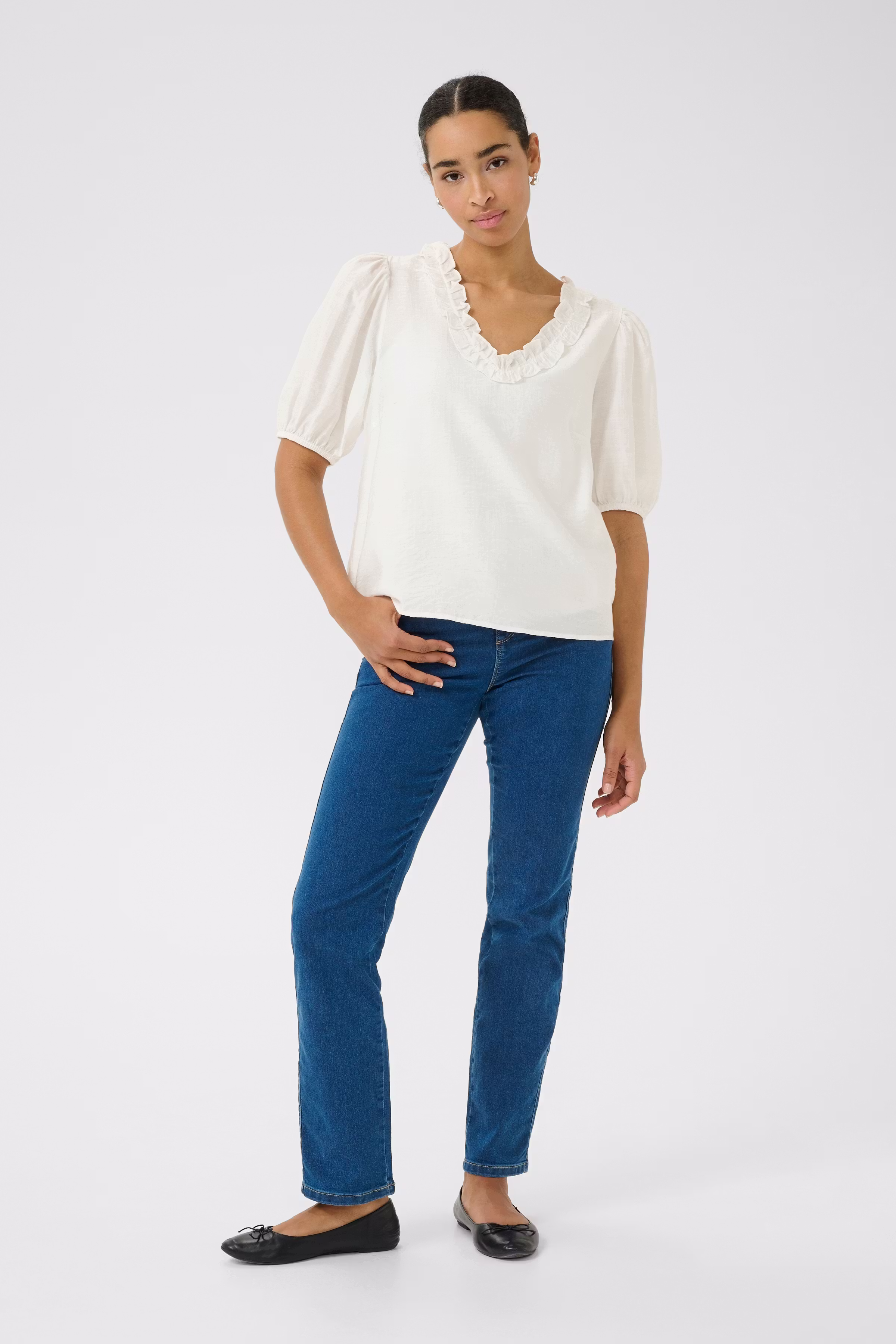 KAmariana Bluse LOOKBOOK FRONT 10510442-110602