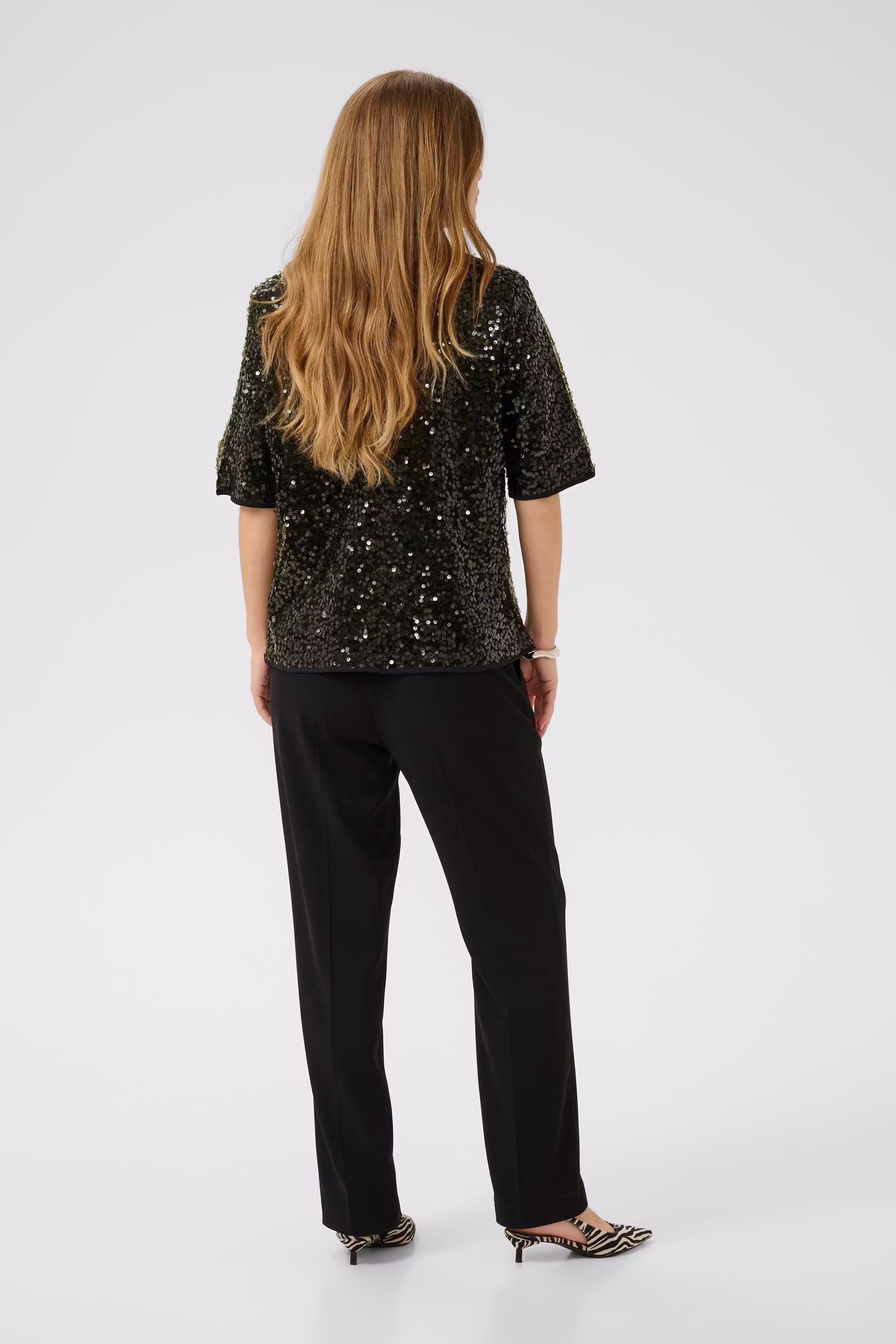 CUmelia Mörkgrön Paljettblus LOOKBOOK BACK 50112479-190515