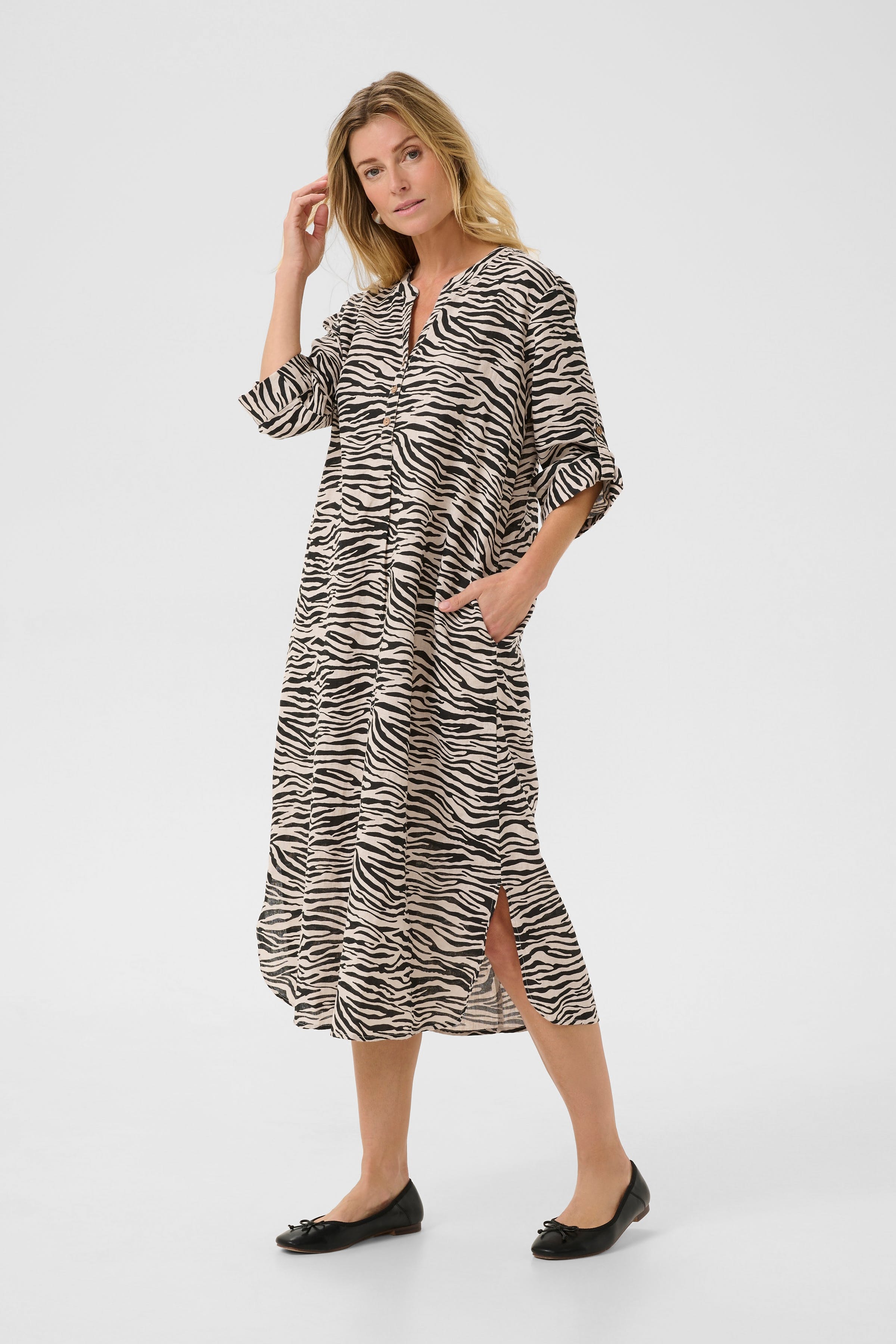 CRBellis Leinenkleid LOOKBOOK FRONT 10611577-104468