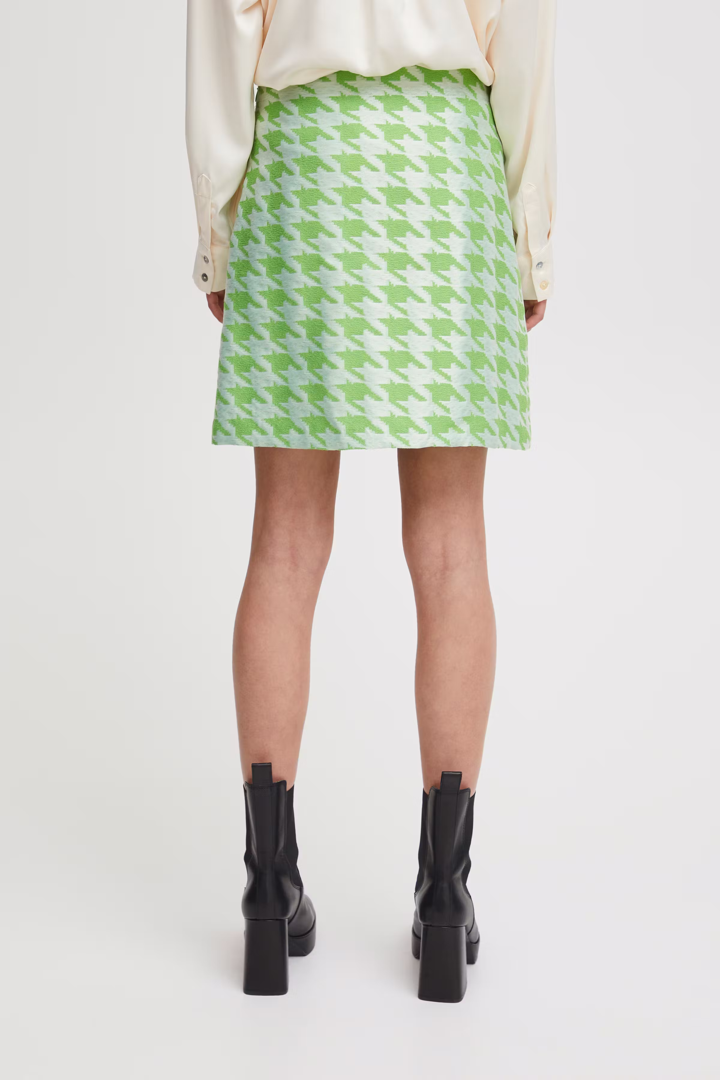 IXHANNE Jupe LOOKBOOK FRONT 20120370-202736