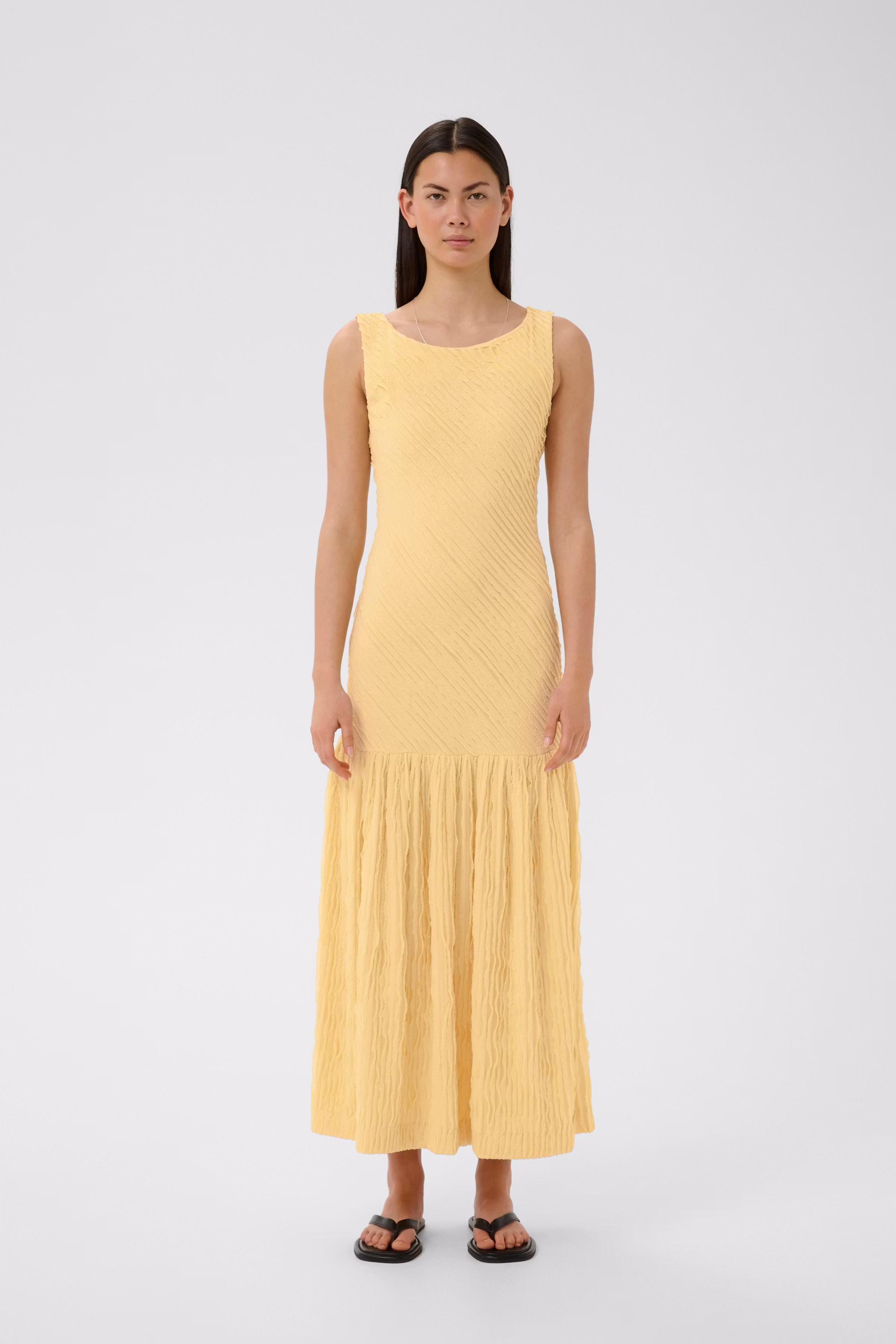 SELMAIW Dress LOOKBOOK FRONT 30112450-130916