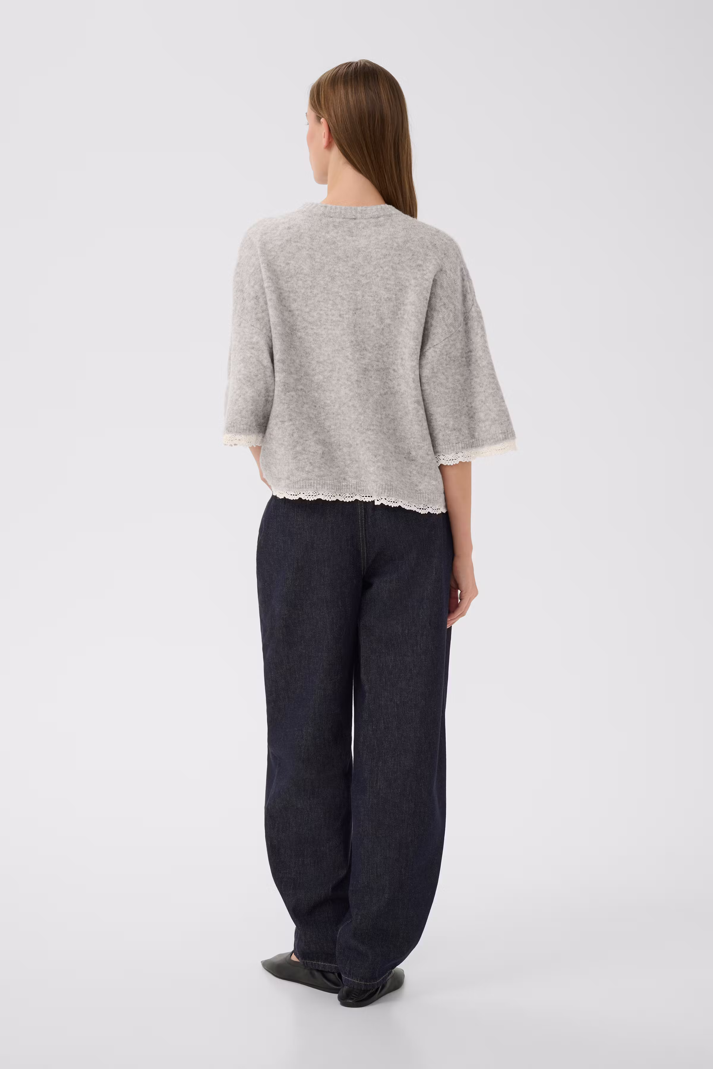 KBEris Pullover LOOKBOOK BACK 10105832-105059