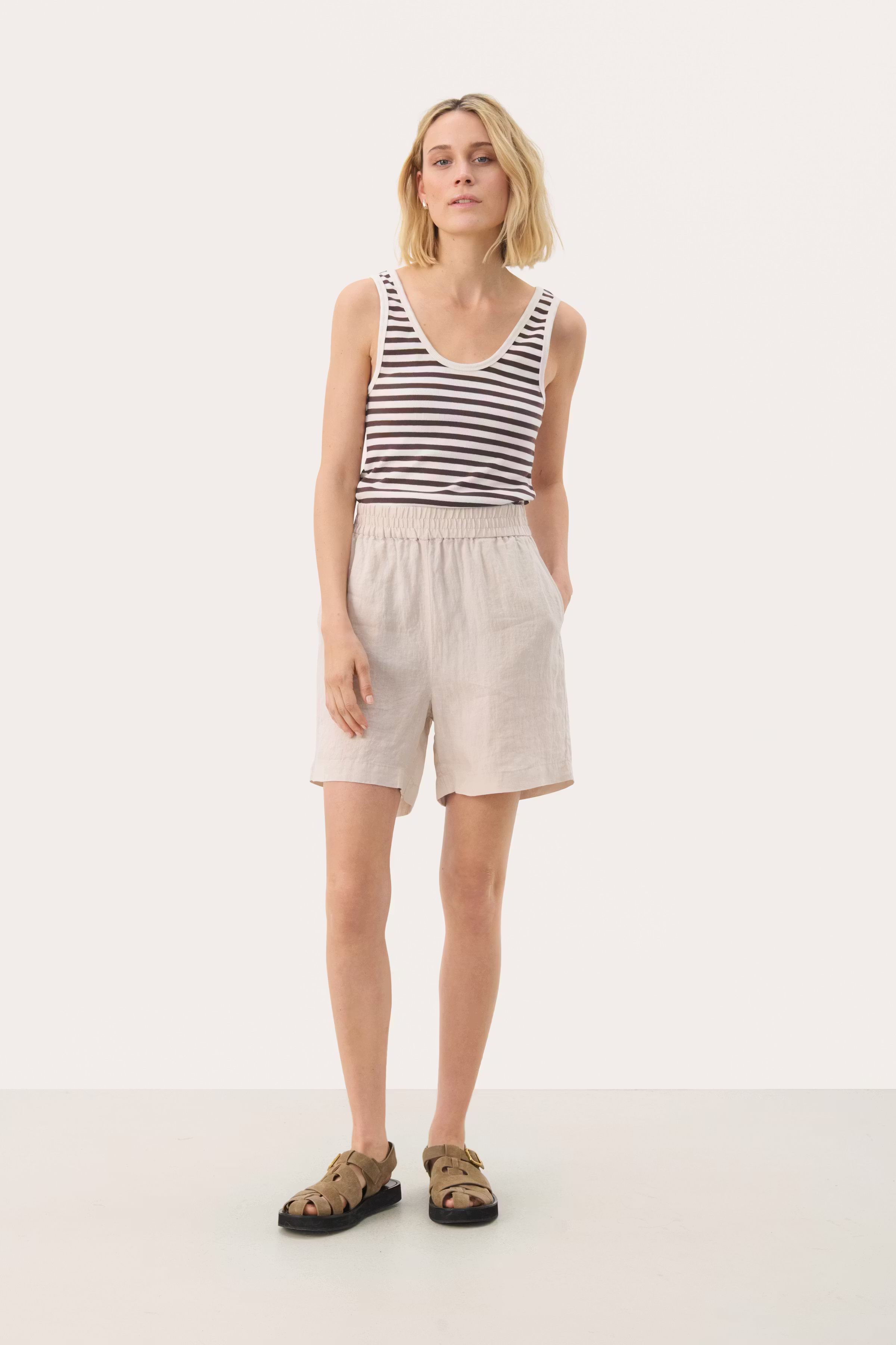 GerdPW Shorts LOOKBOOK FRONT 30309937-130400