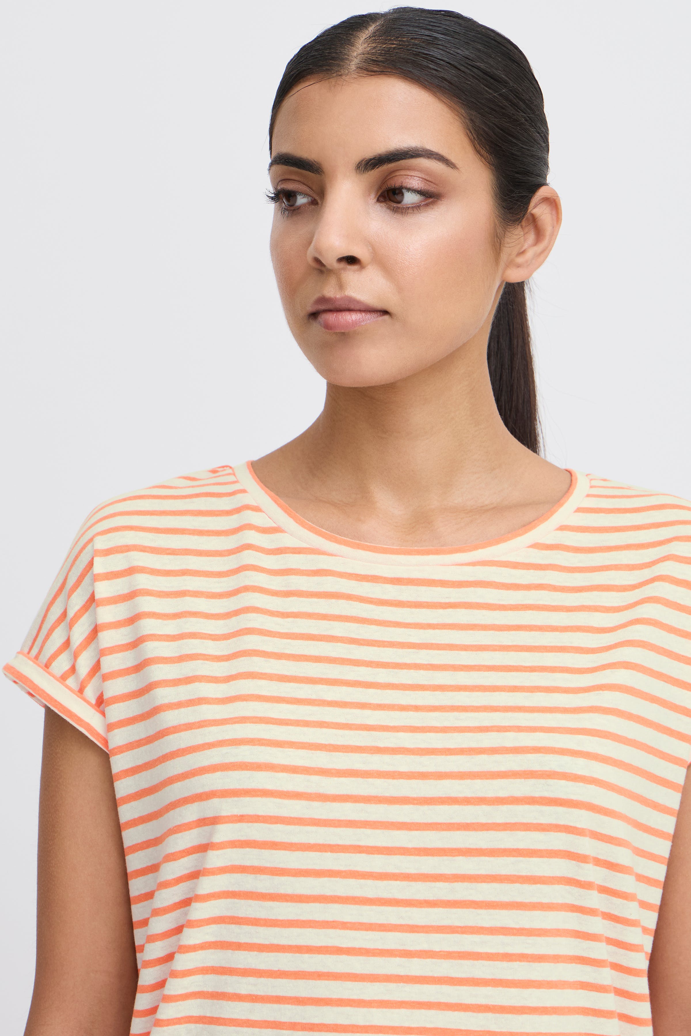 IHYULIETTA T-shirt LOOKBOOK DETAIL 20120227-202882