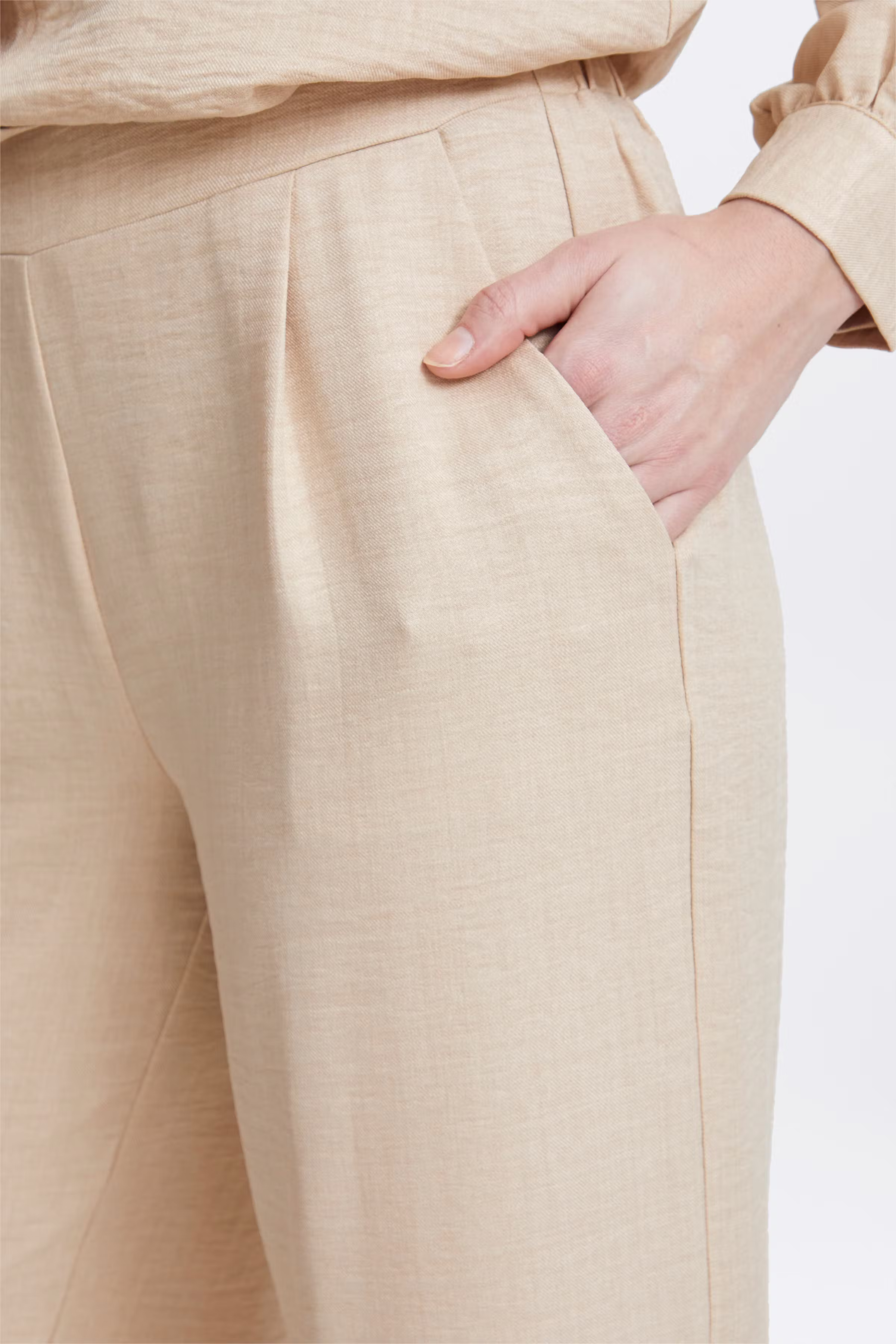 FXDENISA Bukser LOOKBOOK DETAIL 20615309-201450