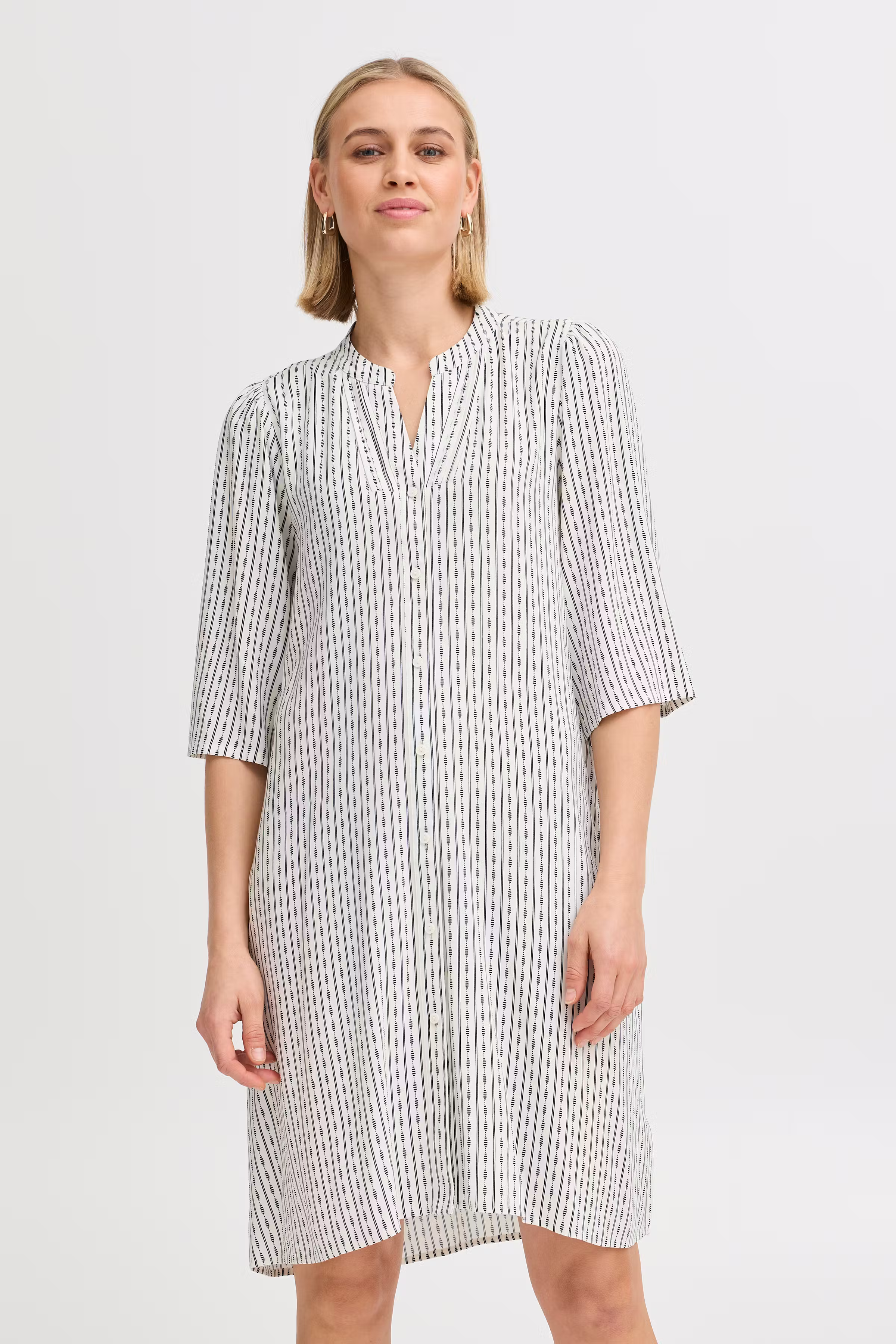 FRMERLE Kleid LOOKBOOK FRONT 20615397-204456