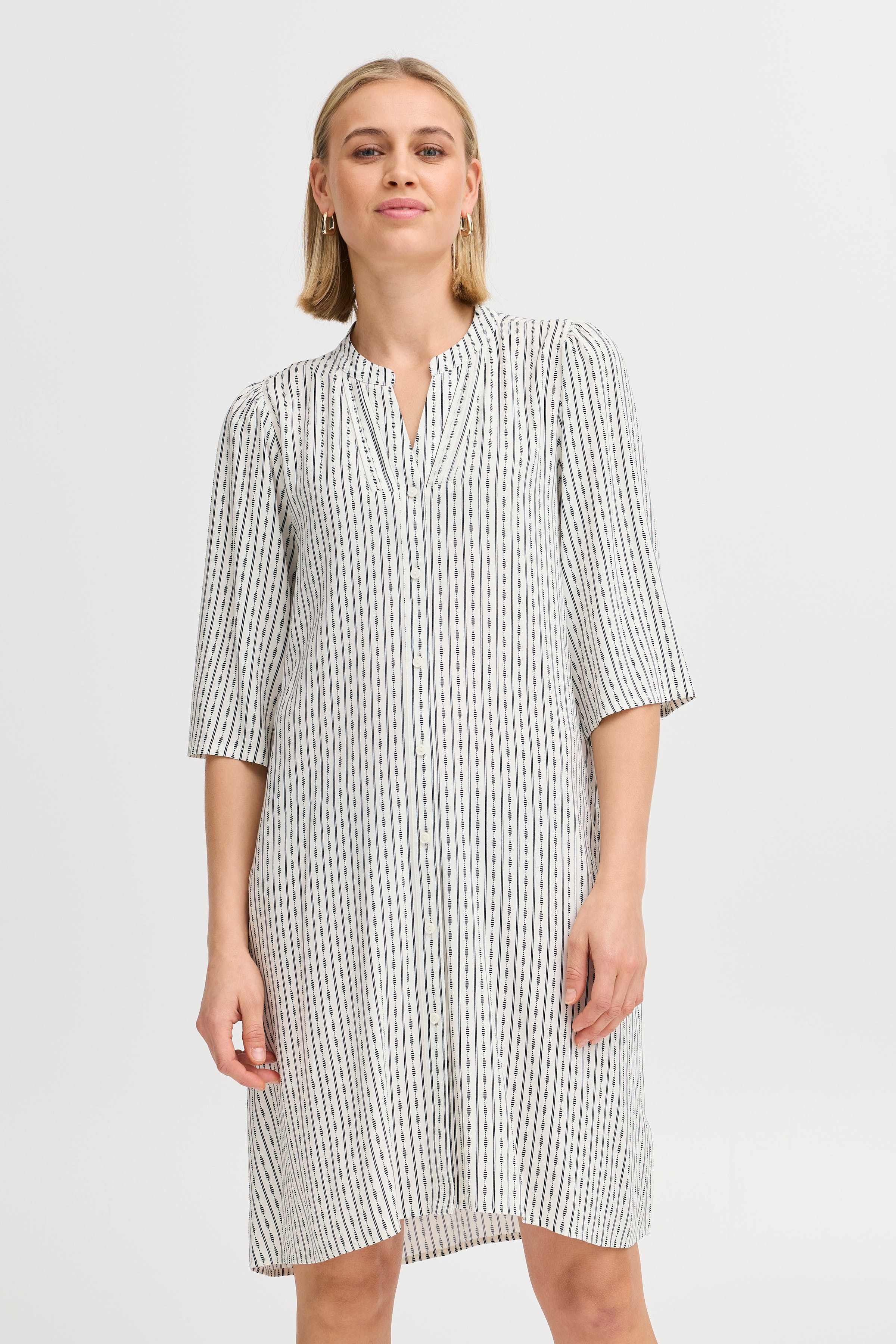 FRMERLE Kjole LOOKBOOK FRONT 20615397-204456