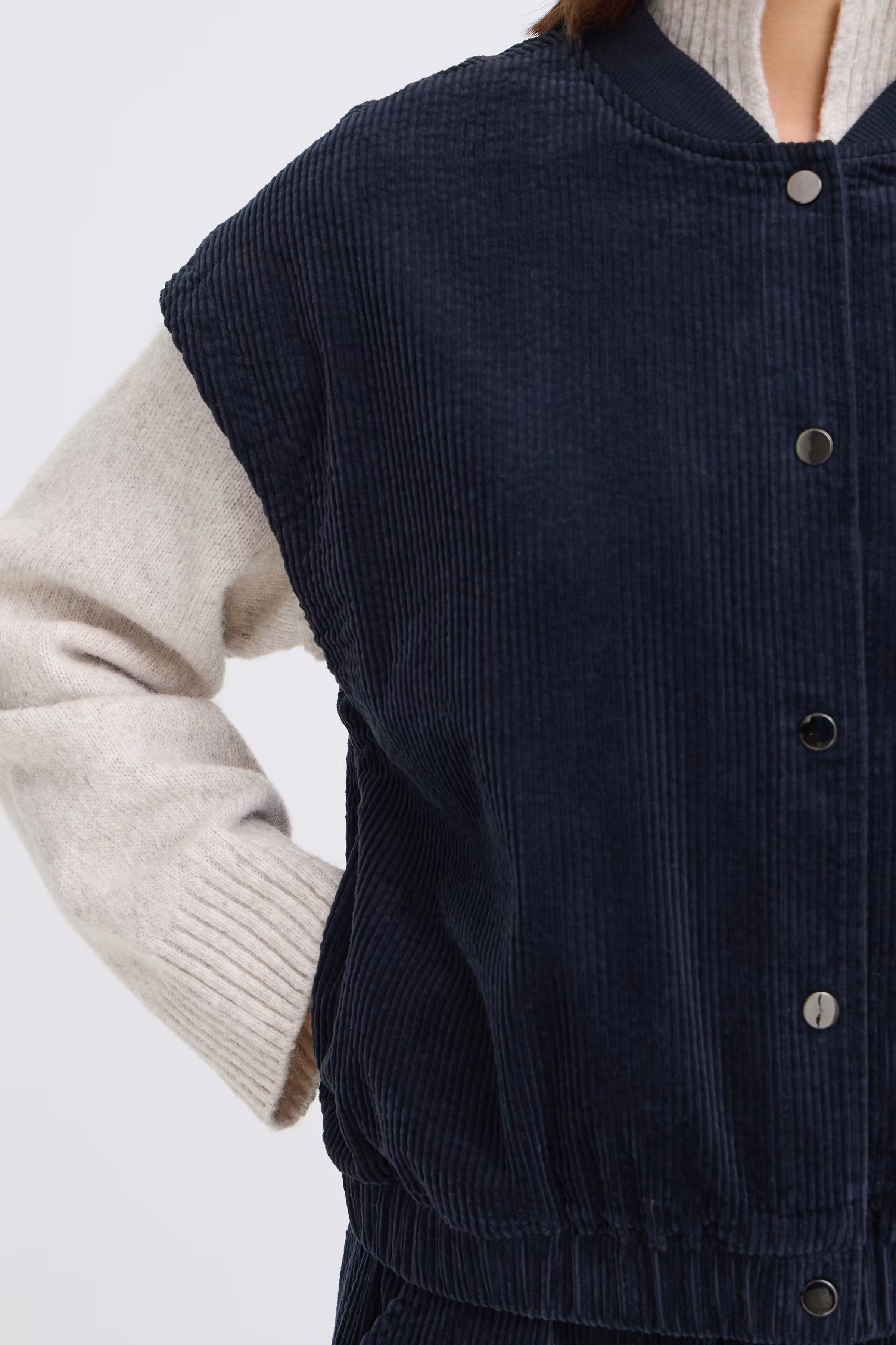 FRSALOMI Vest LOOKBOOK DETAIL 20618195-194011
