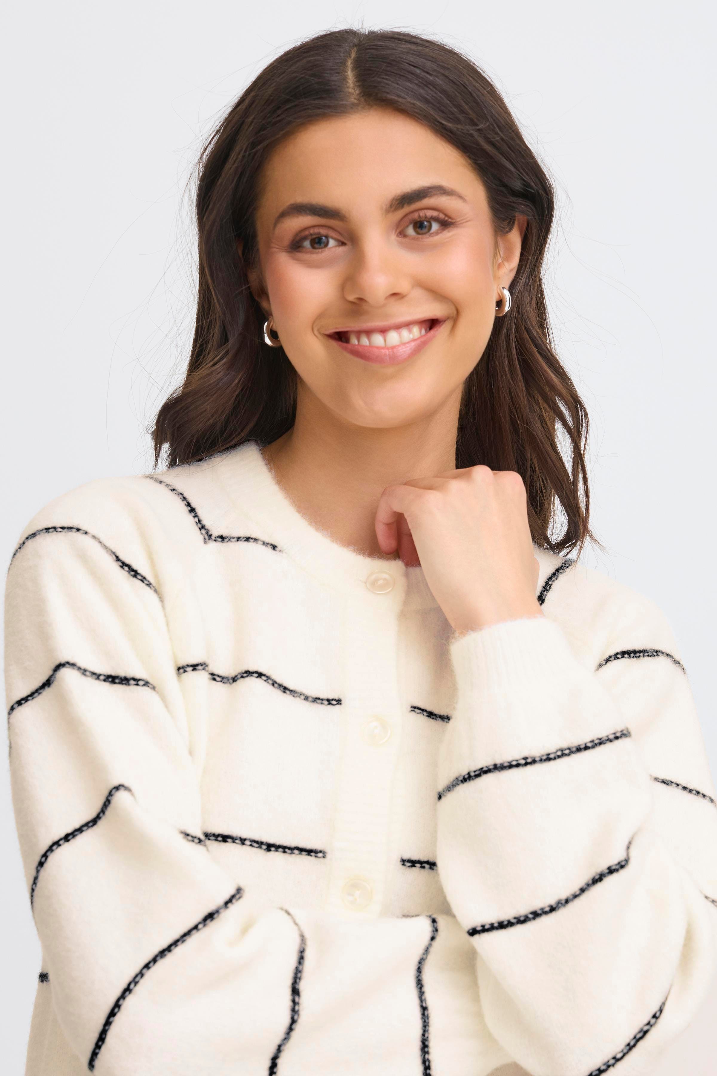 FRKENDRA Cardigan LOOKBOOK DETAIL 20615962-204421