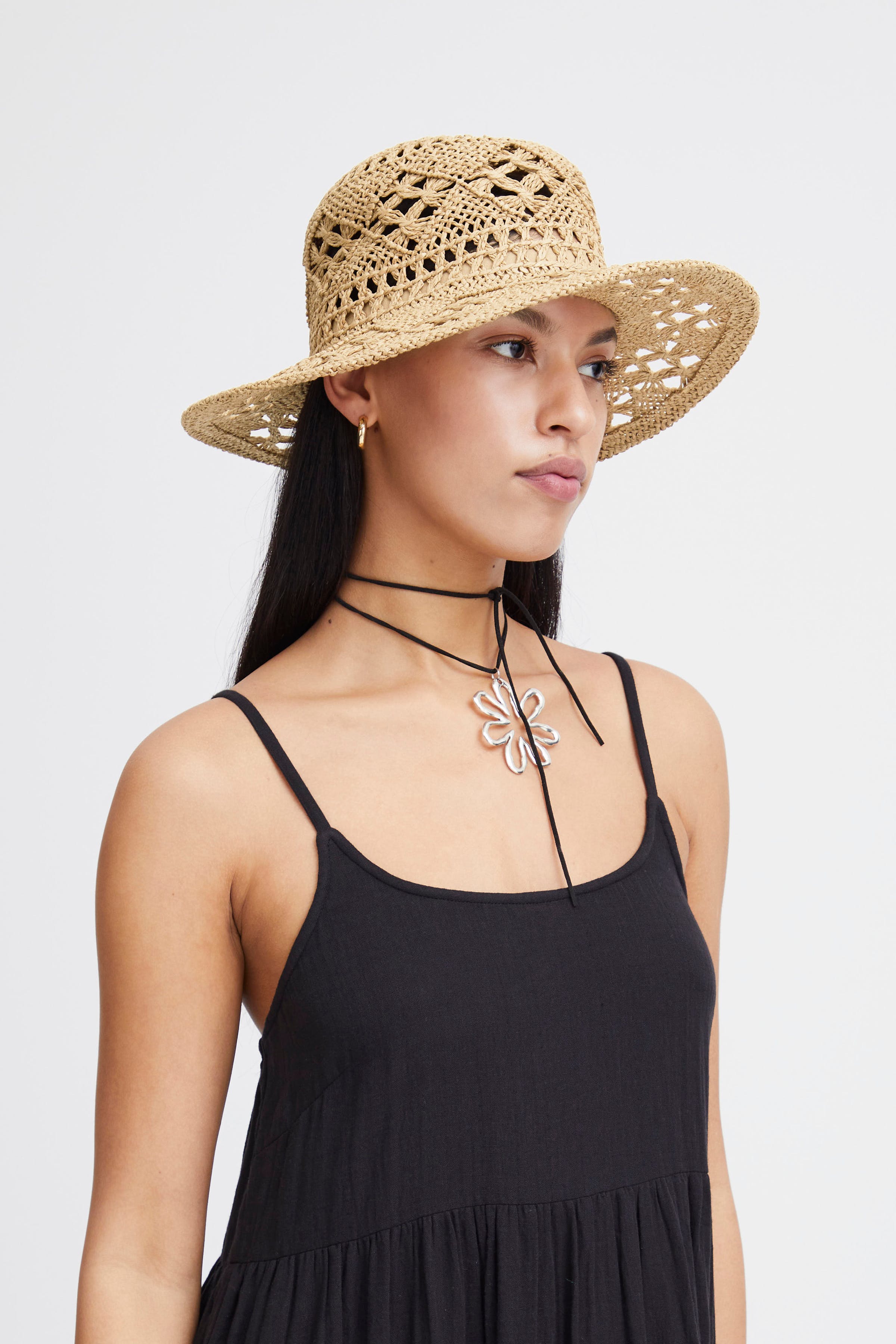 IAMARIKA Hatt LOOKBOOK DETAIL 20121389-151308