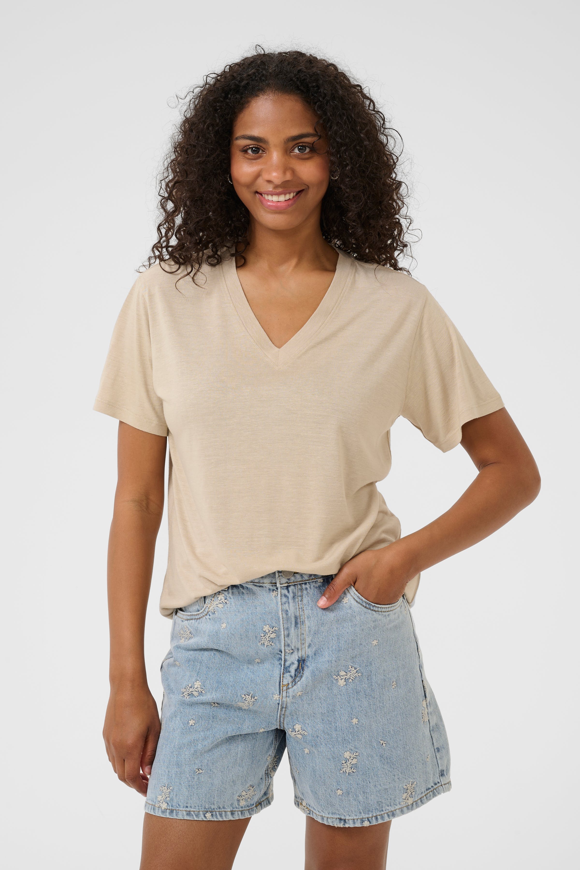 KAmaria T-shirt LOOKBOOK FRONT 10510066-151305