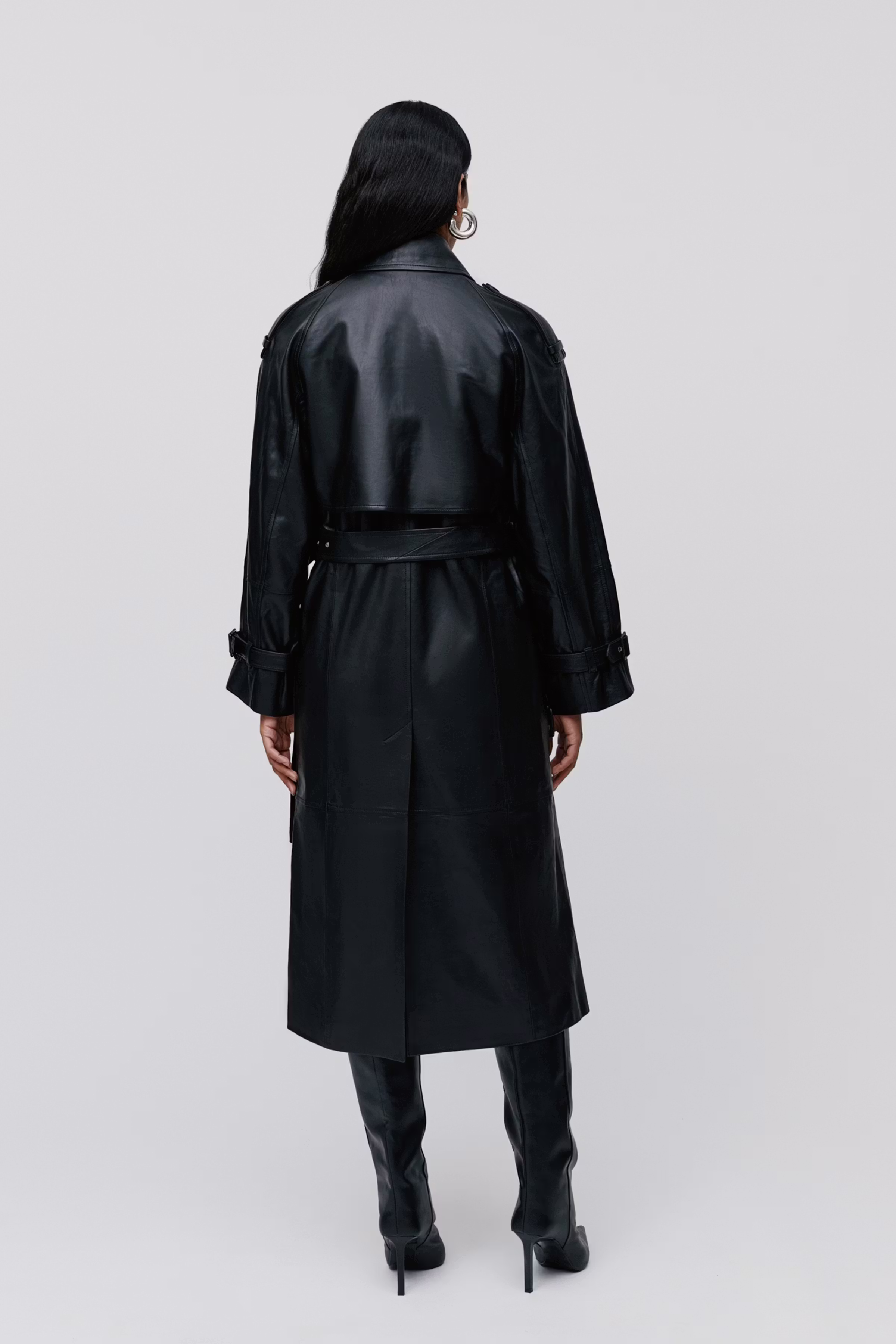 LINDA JAKKE LOOKBOOK BACK 30600685-BK999