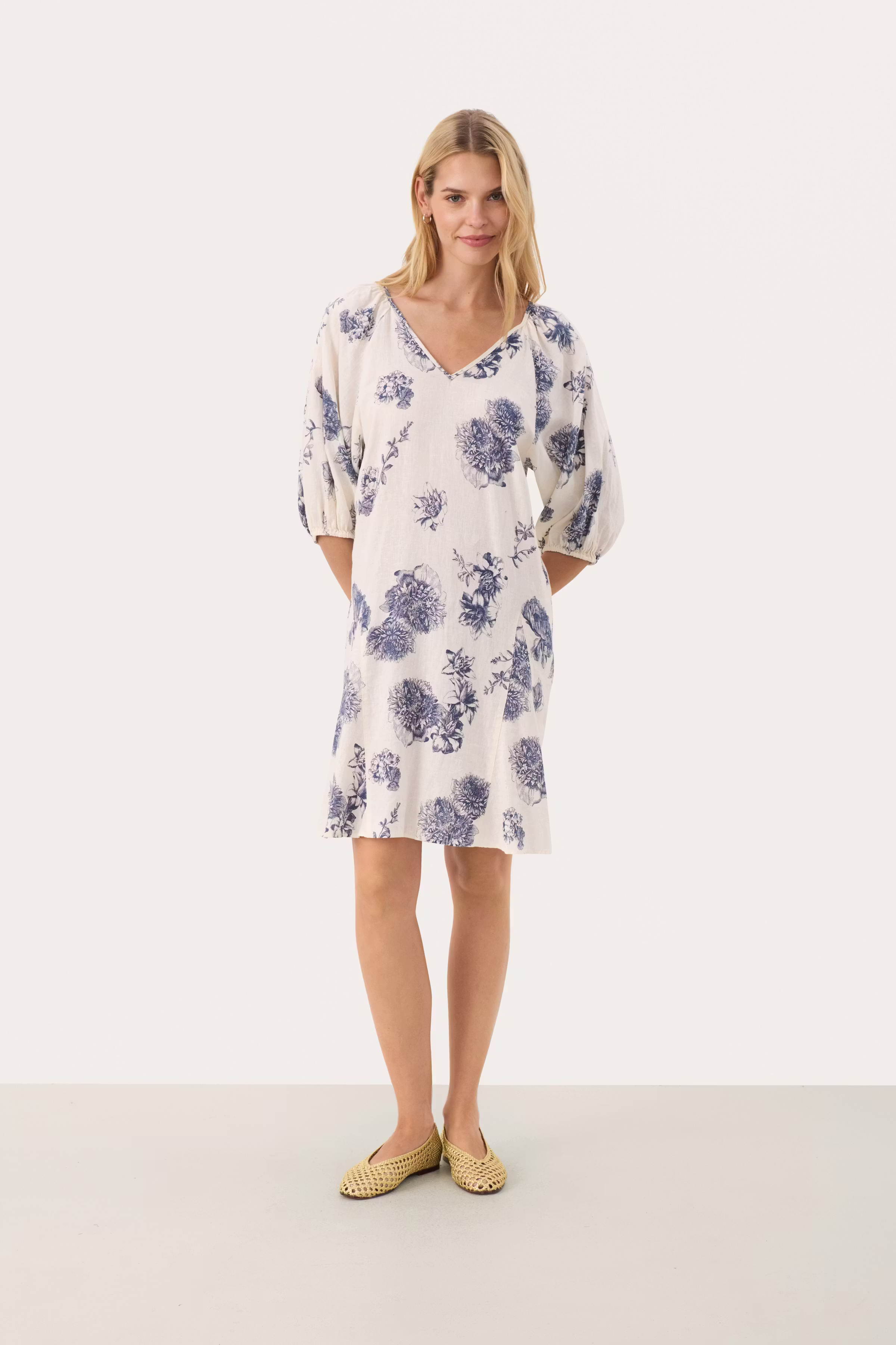 RuthyPW Linne Klänning LOOKBOOK FRONT 30309624-303794