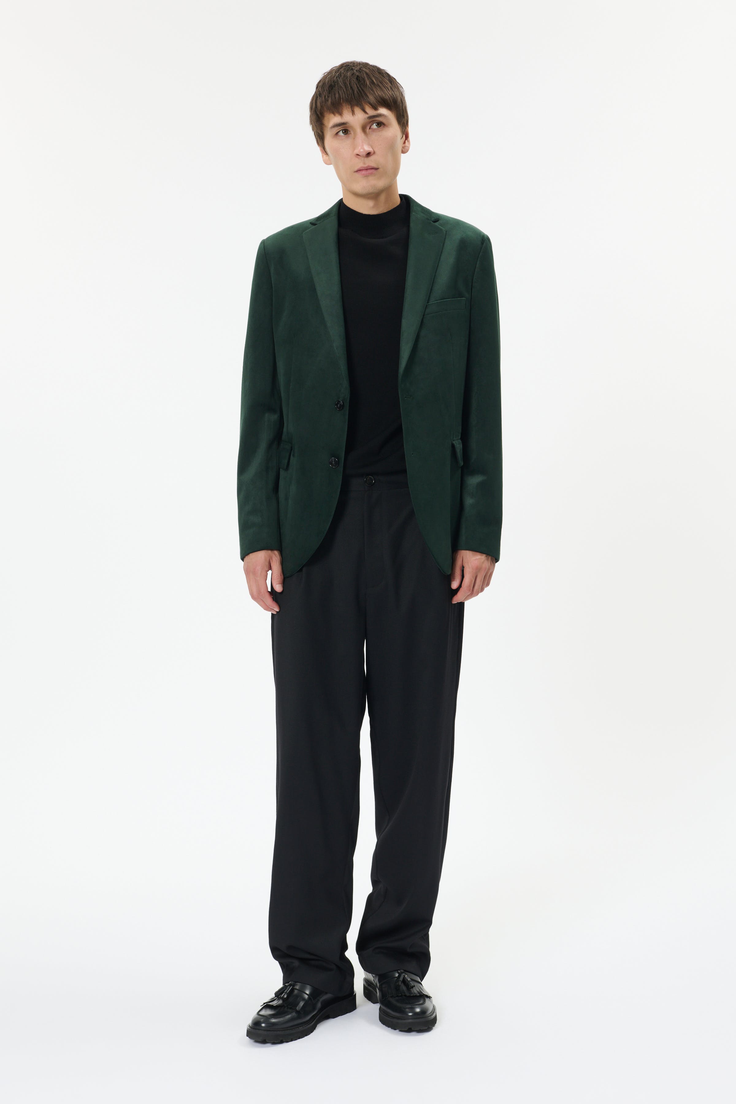 MAgeorge Velvet Blazer LOOKBOOK FRONT 30205027-195350