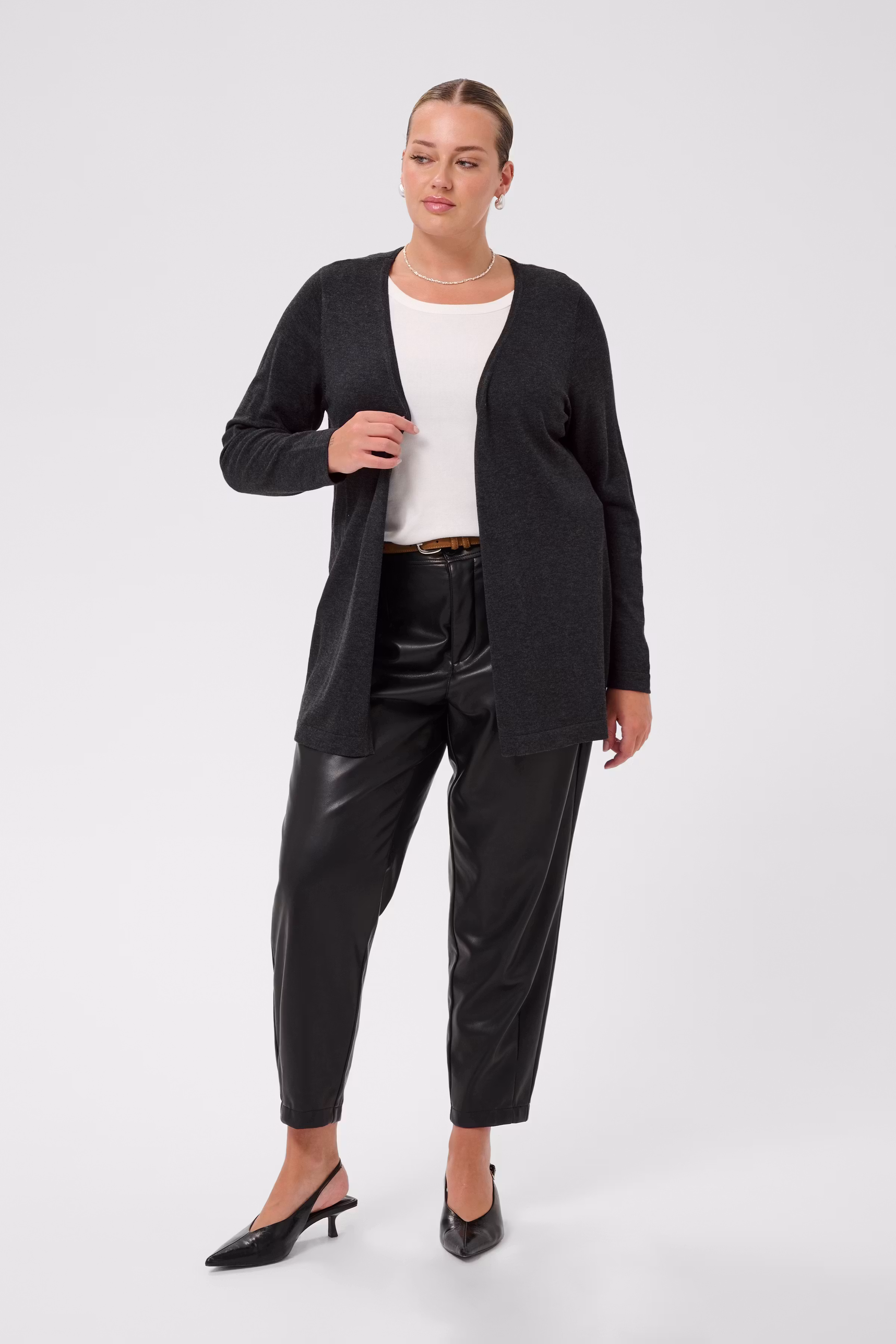 KCfarsia Cardigan LOOKBOOK FRONT 10580339-100125
