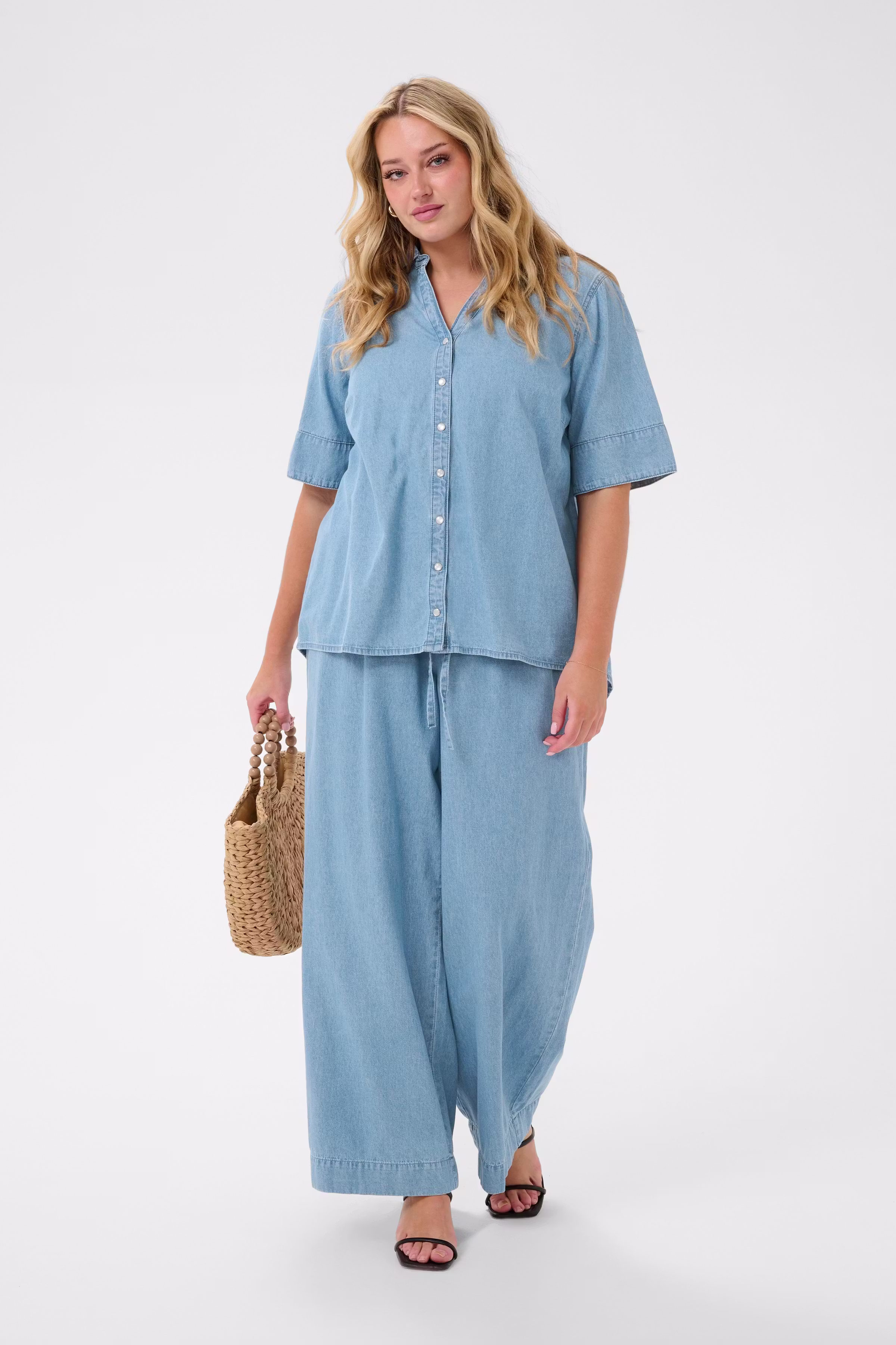 KCjada Overhemd LOOKBOOK FRONT 10584168-105707