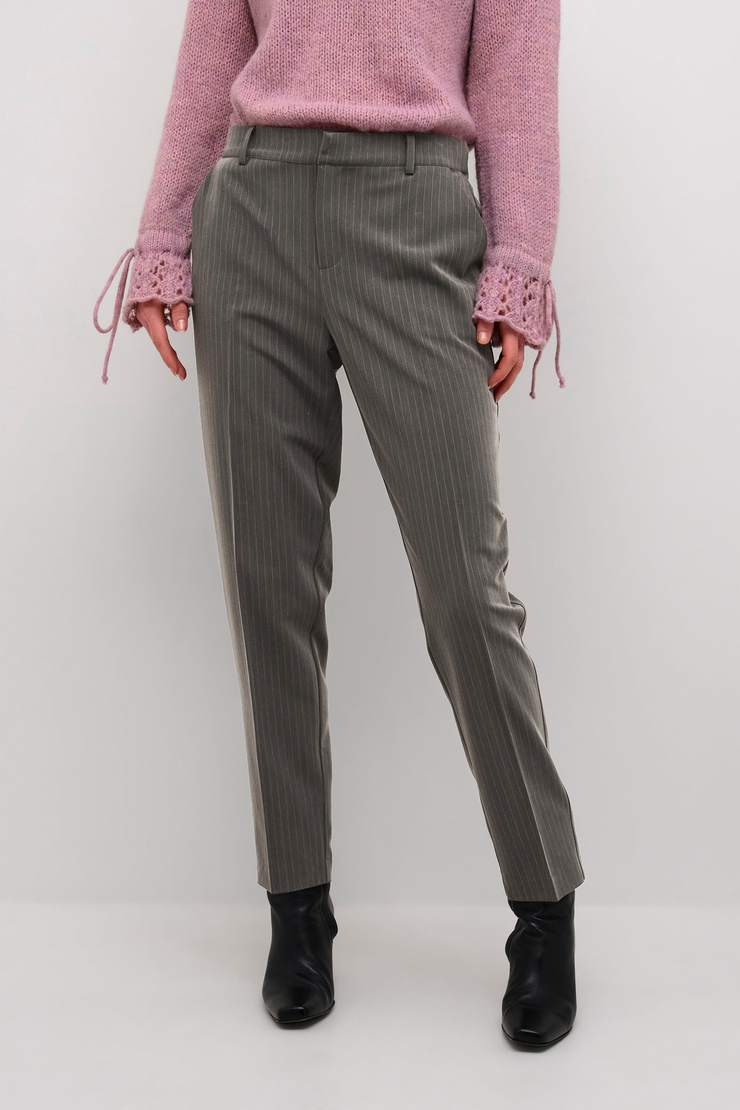 CRBit Hose LOOKBOOK FRONT 10612883-106377