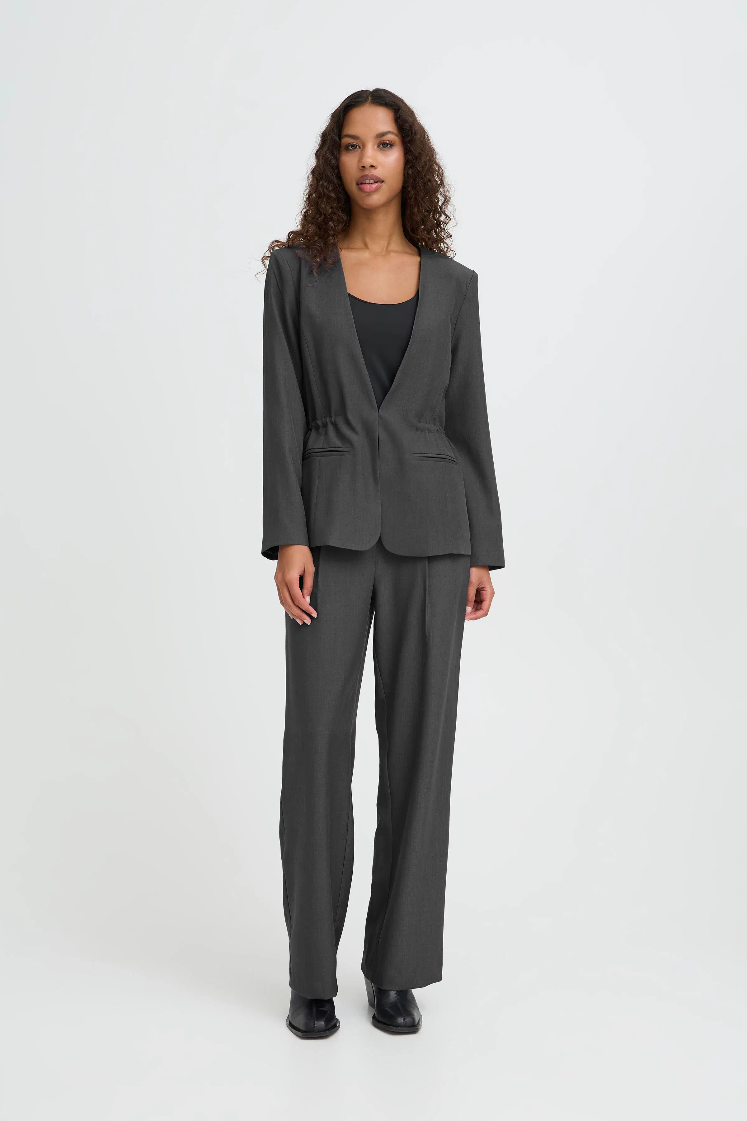 IHFAVA Blazer LOOKBOOK FRONT 20124712-200319