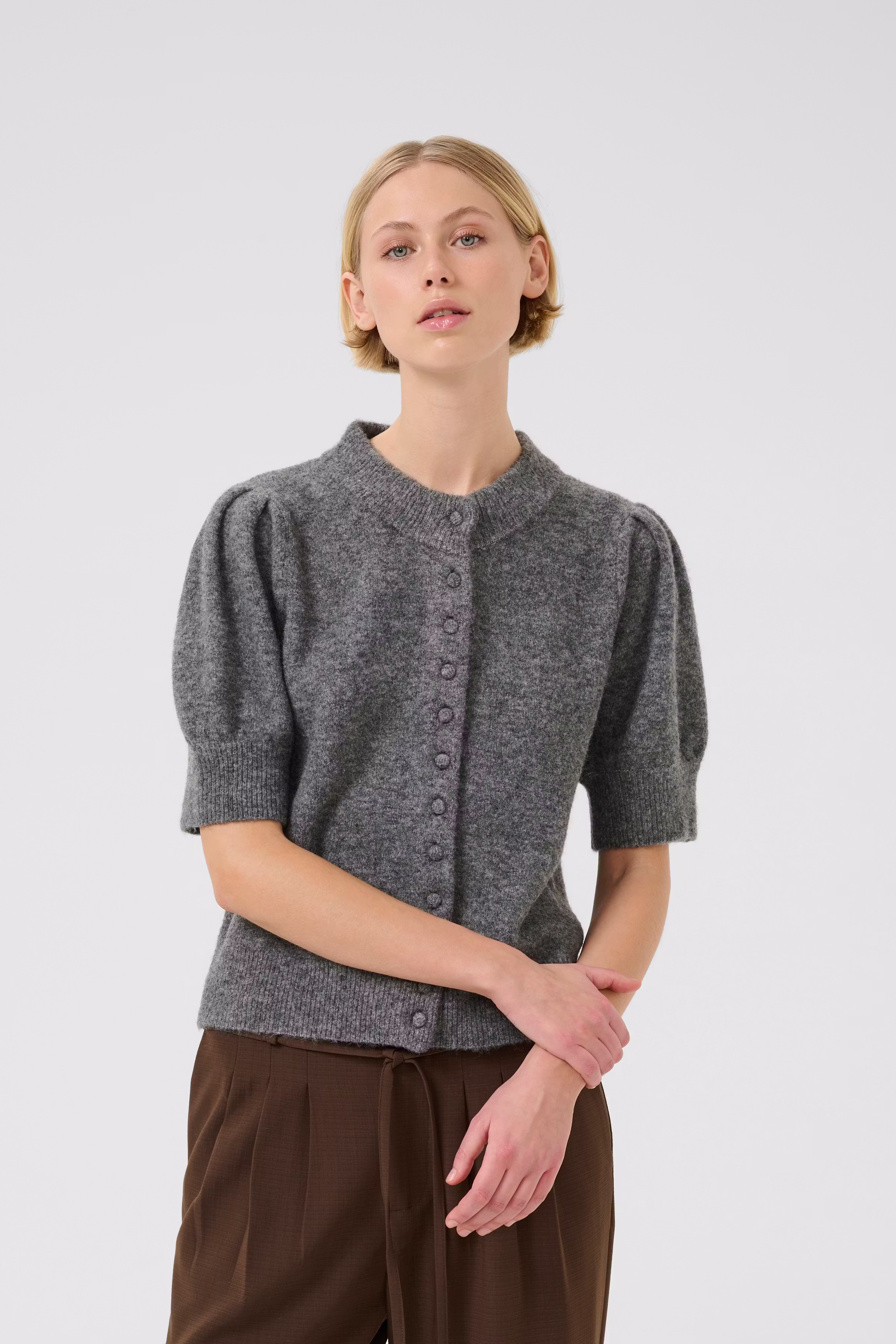 KBBrona Cardigan LOOKBOOK FRONT 10105684-103702