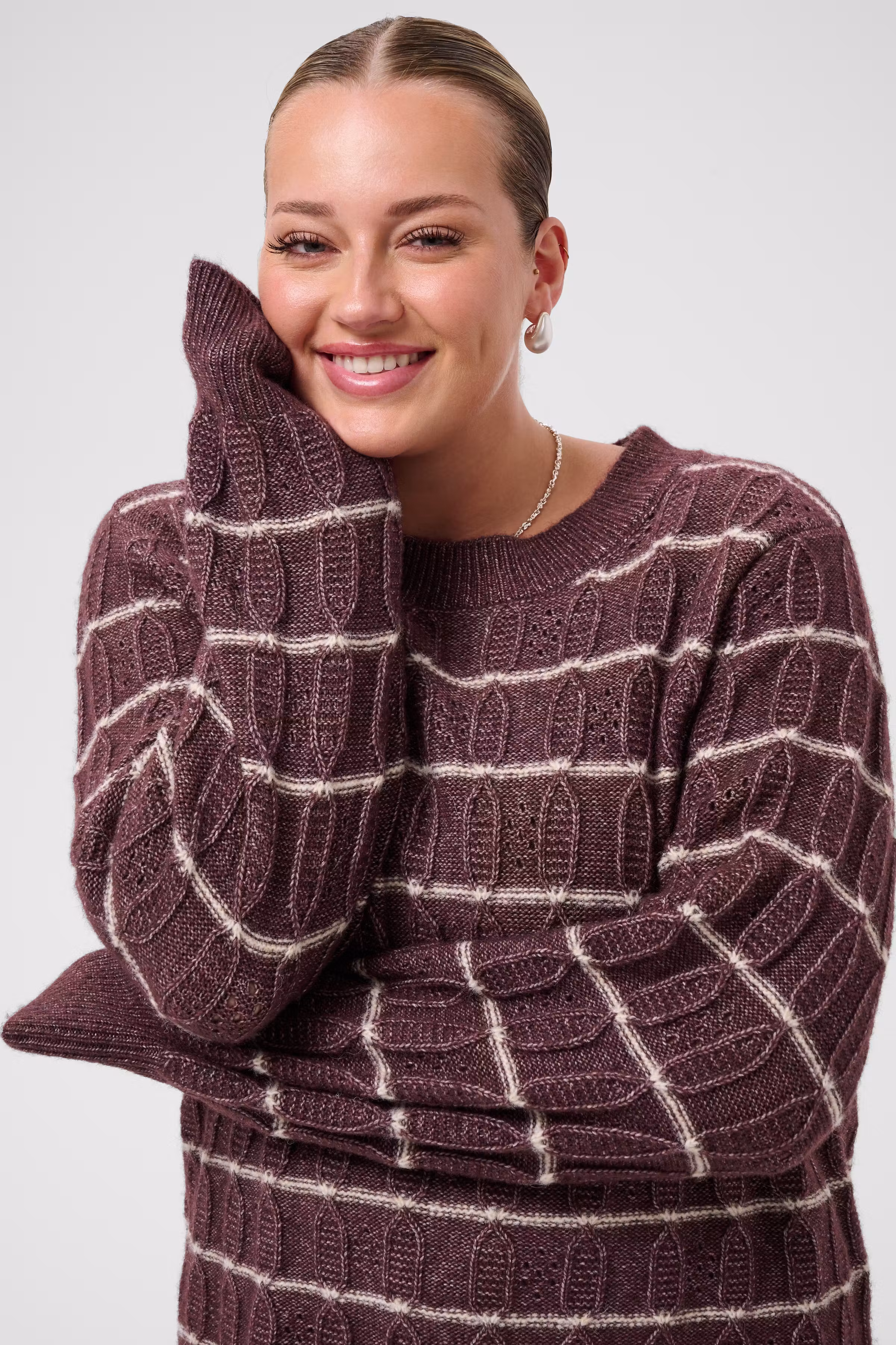 KCsigna Pullover LOOKBOOK DETAIL 10584436-109996